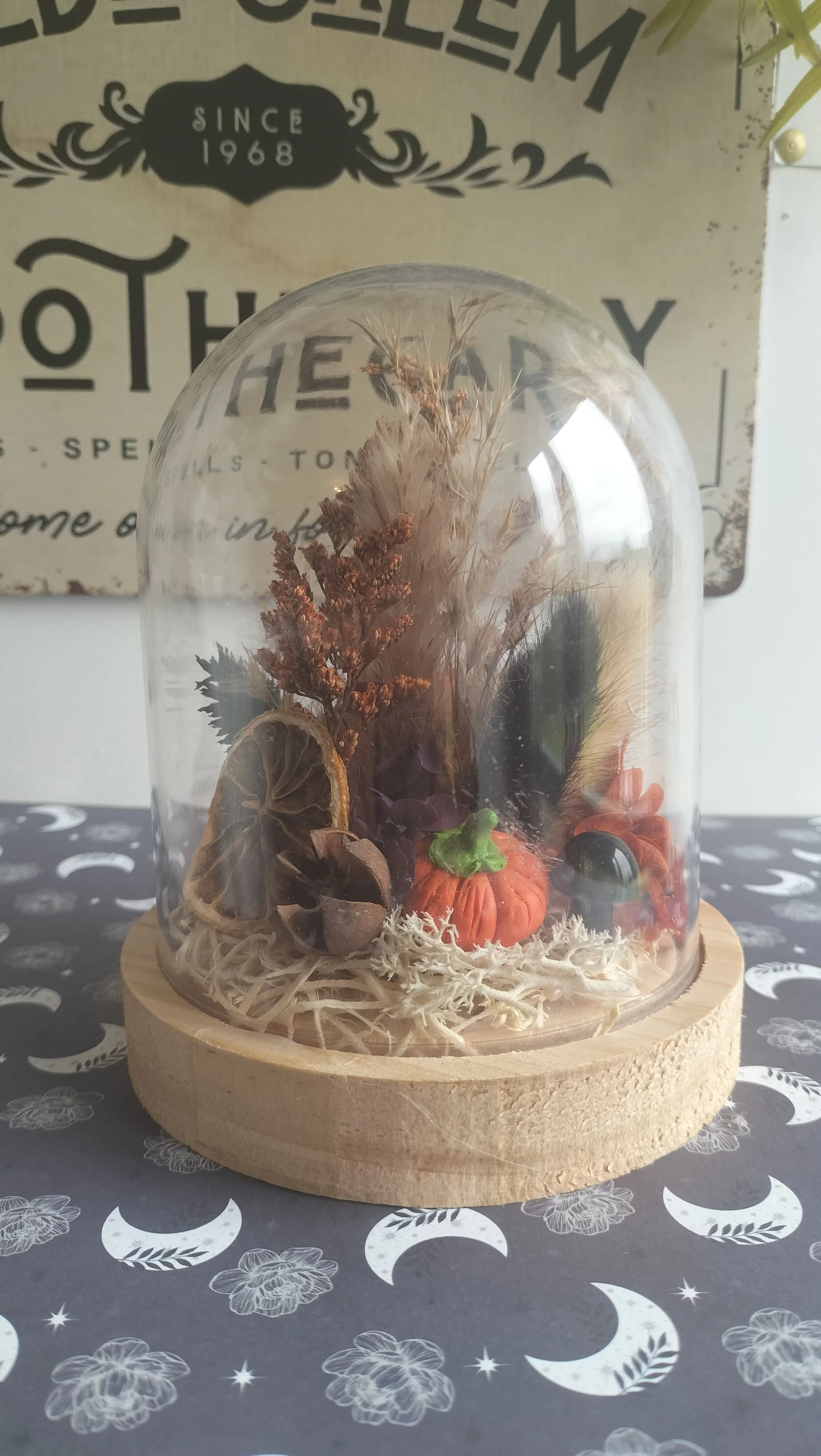 Cloche en fleurs séchées