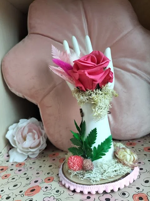 Chaque création florale est unique, pensée et réalisée sur-mesure pour sublimer vos instants précieux.