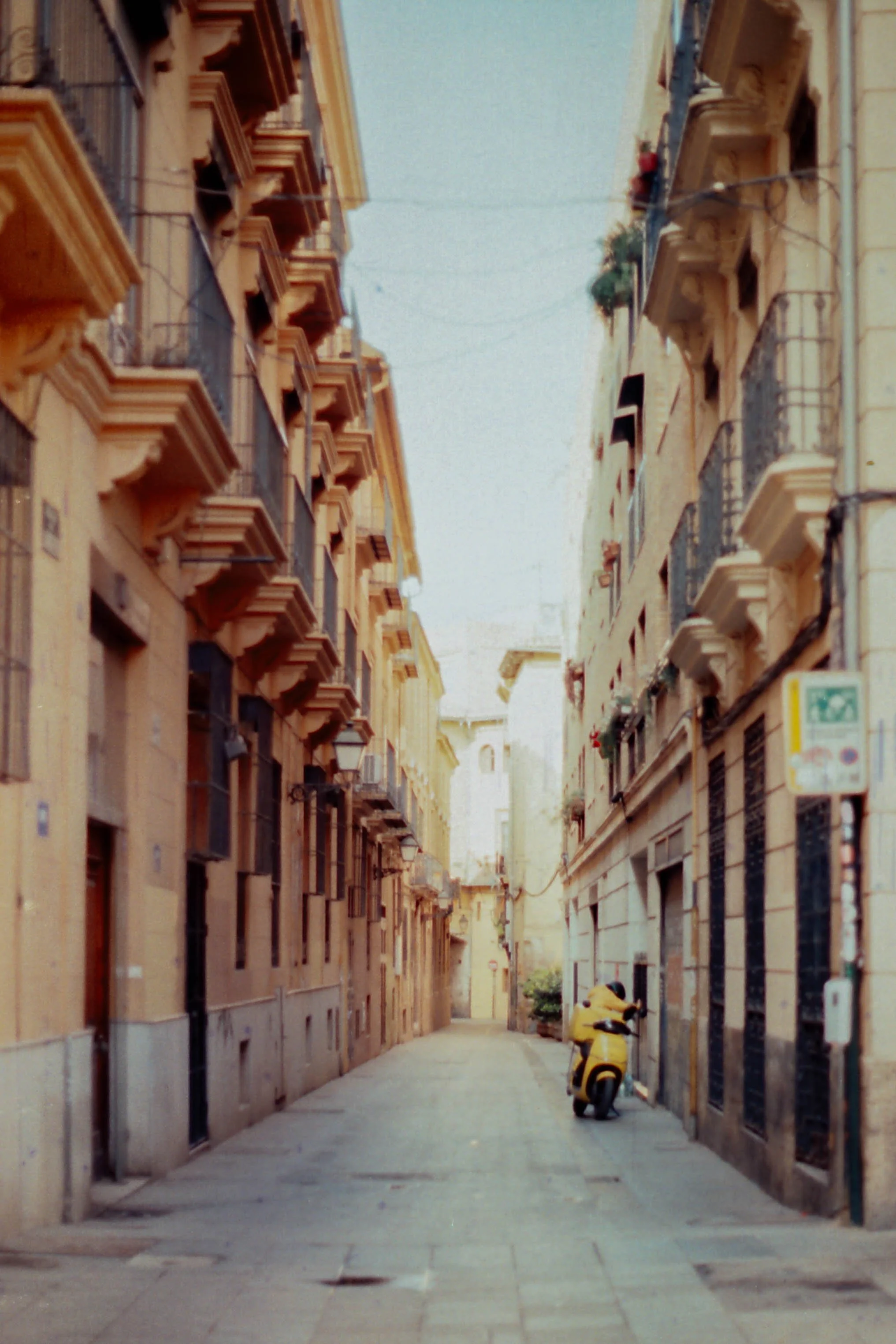 r001-007.jpg