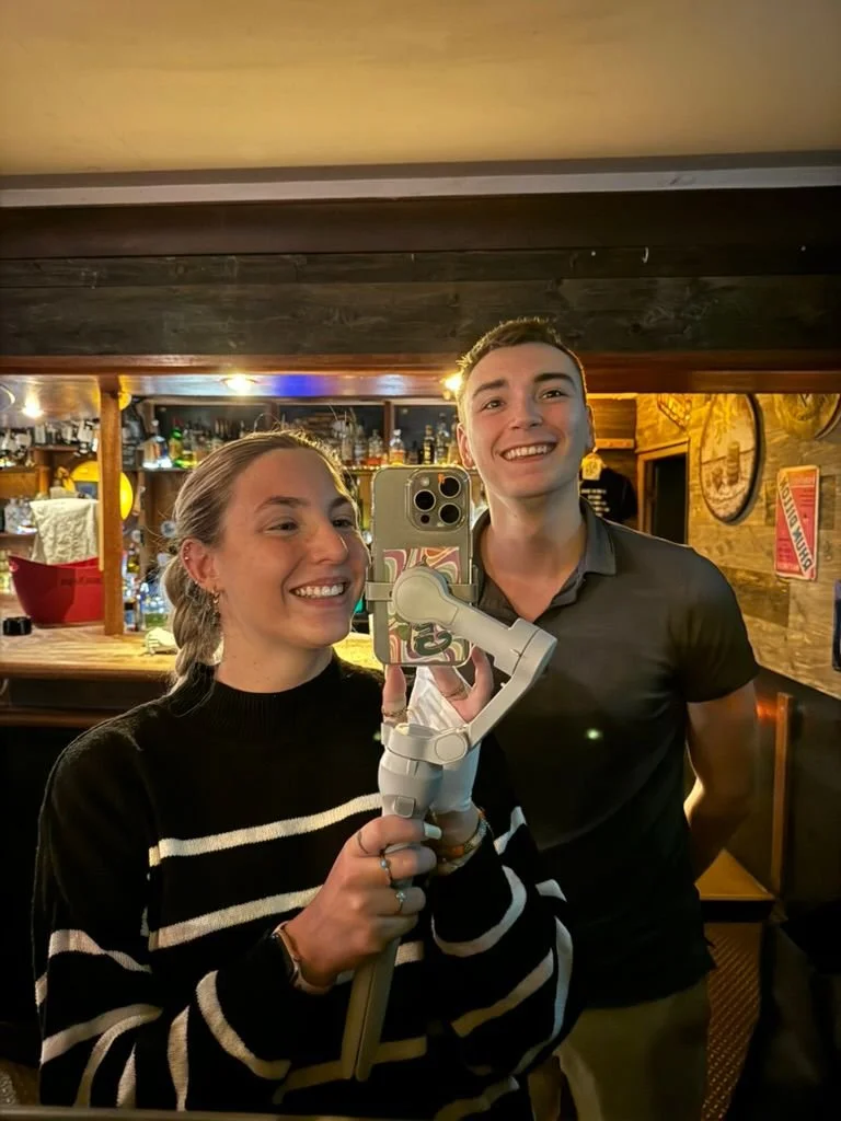 Théo et Ingrid entrain de se prendre en photo au BUL