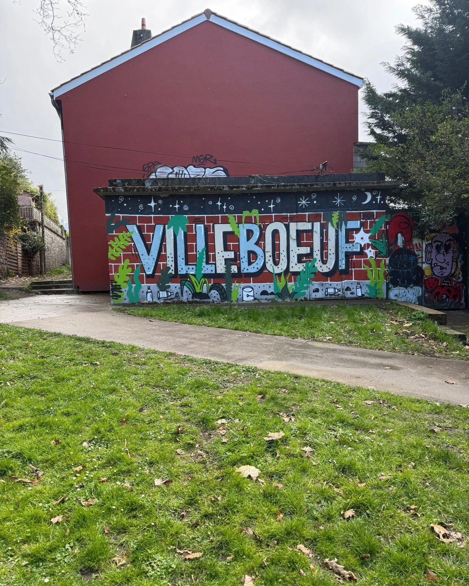 Une communication efficace ne se limite pas &agrave; valoriser une entreprise ; elle a un impact positif sur son environnement imm&eacute;diat. Une boutique qui communique bien ne se contente pas de se d&eacute;velopper, elle dynamise la rue, attire 