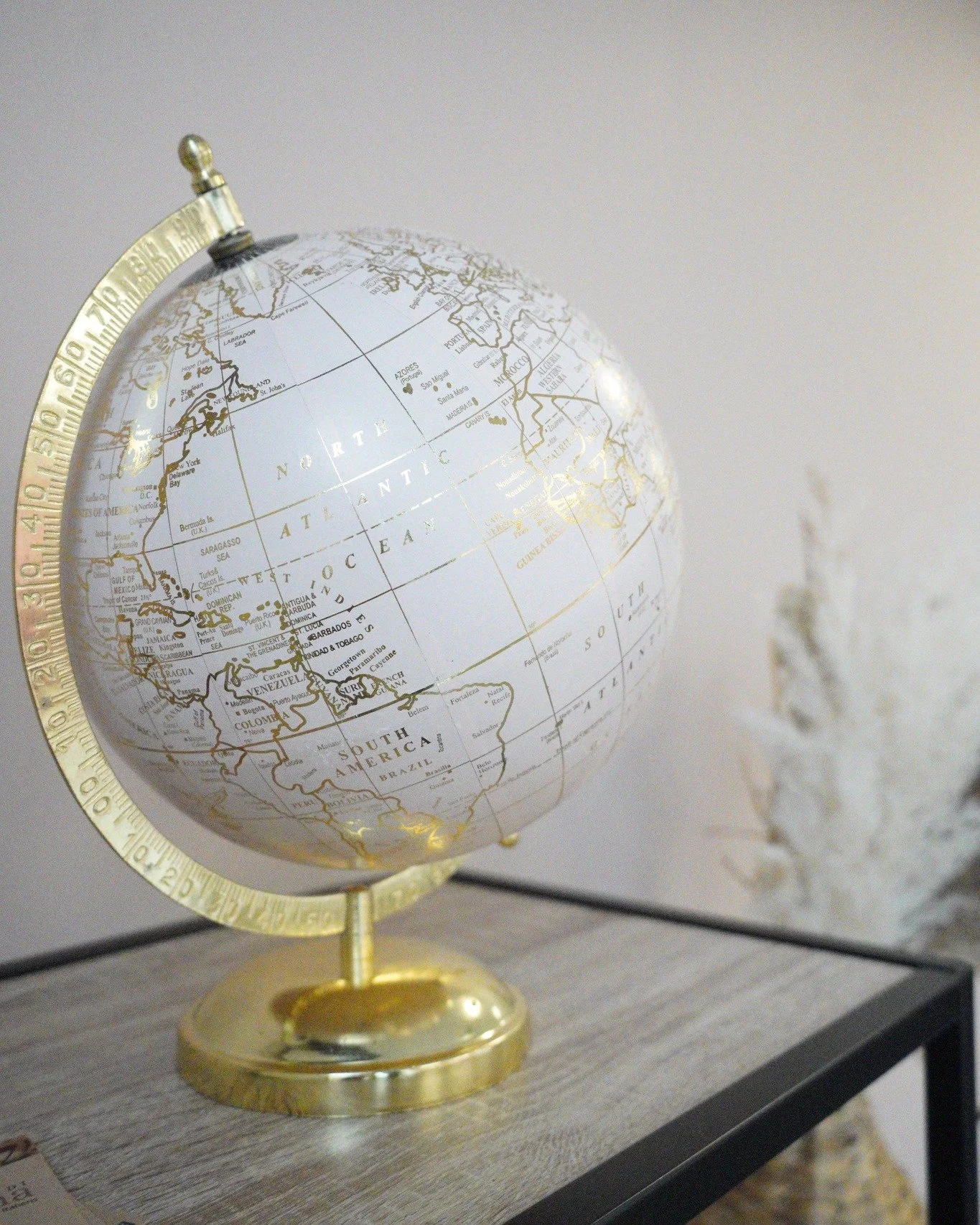 🌍 Un monde de beaut&eacute; vous attend.

Chez STC Aesthetic, on a une vision simple : prendre soin de vous, avec &eacute;l&eacute;gance et pr&eacute;cision. ✨

Parce que la beaut&eacute; ne conna&icirc;t pas de fronti&egrave;res &mdash; chaque soin