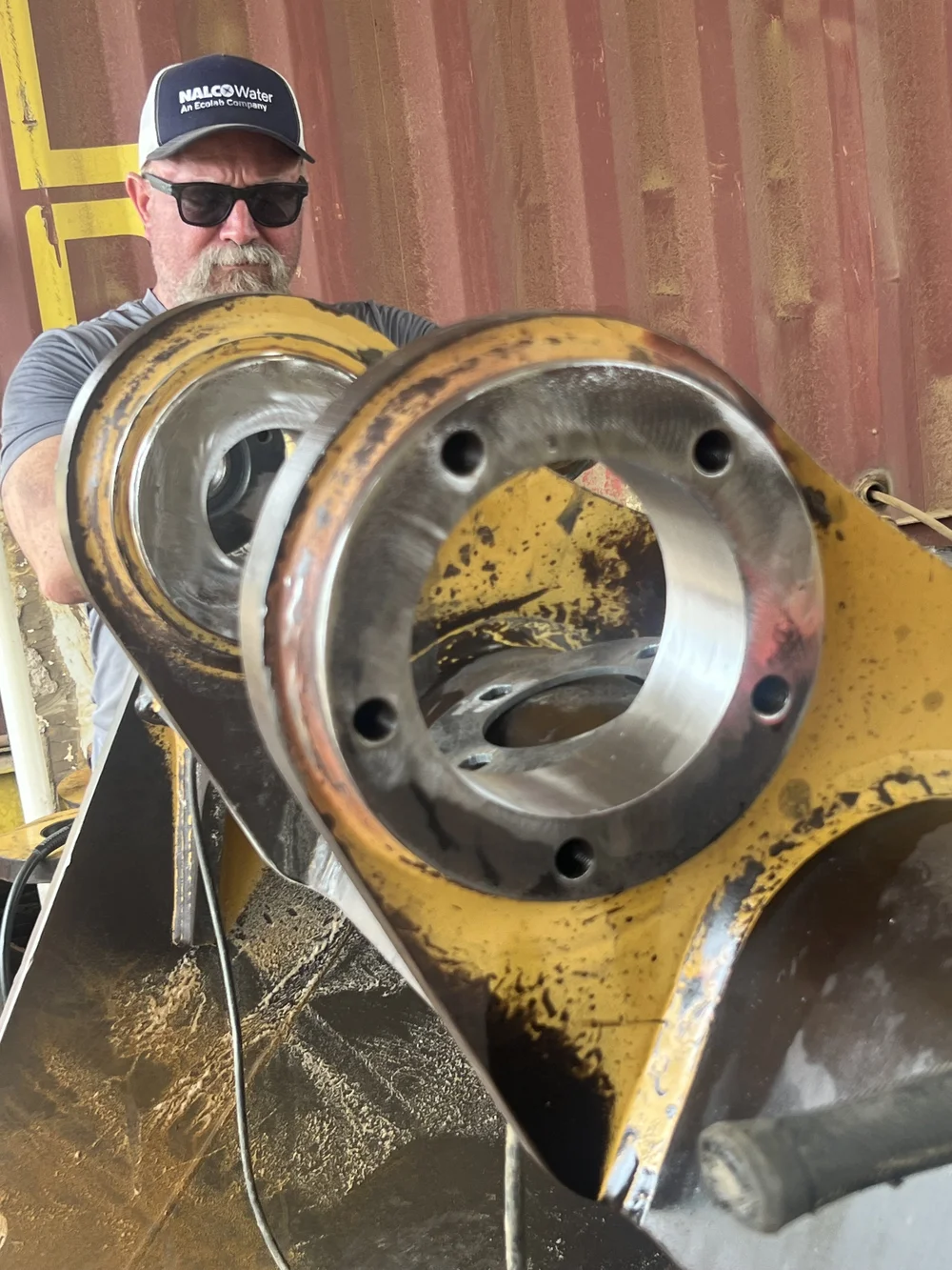 Heavy equipment component in the workshop