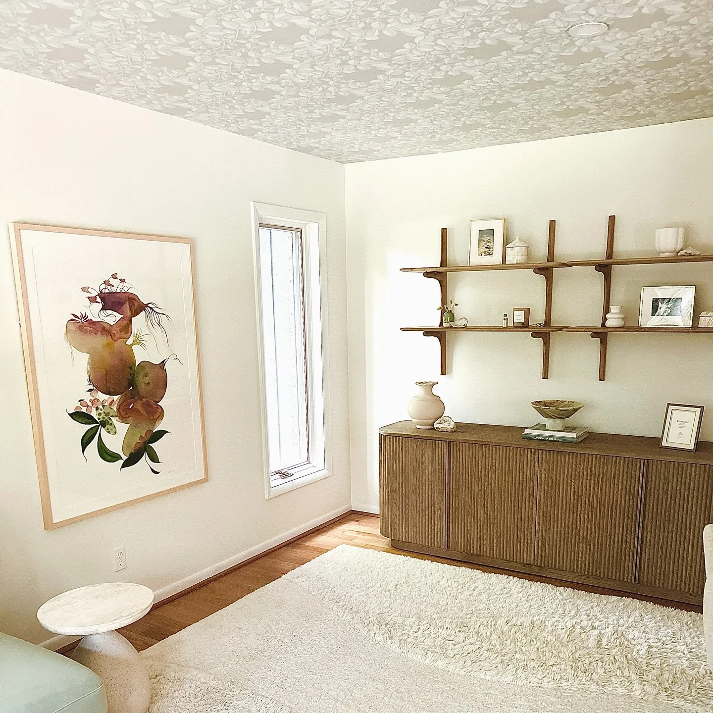 Your home should reflect who you are! When designing my office area, I knew I needed it to function as an office as well as a bonus space for the kids to hang out, watch TV and do homework.

I brought in elements that I love: fun sconces, bursts of c