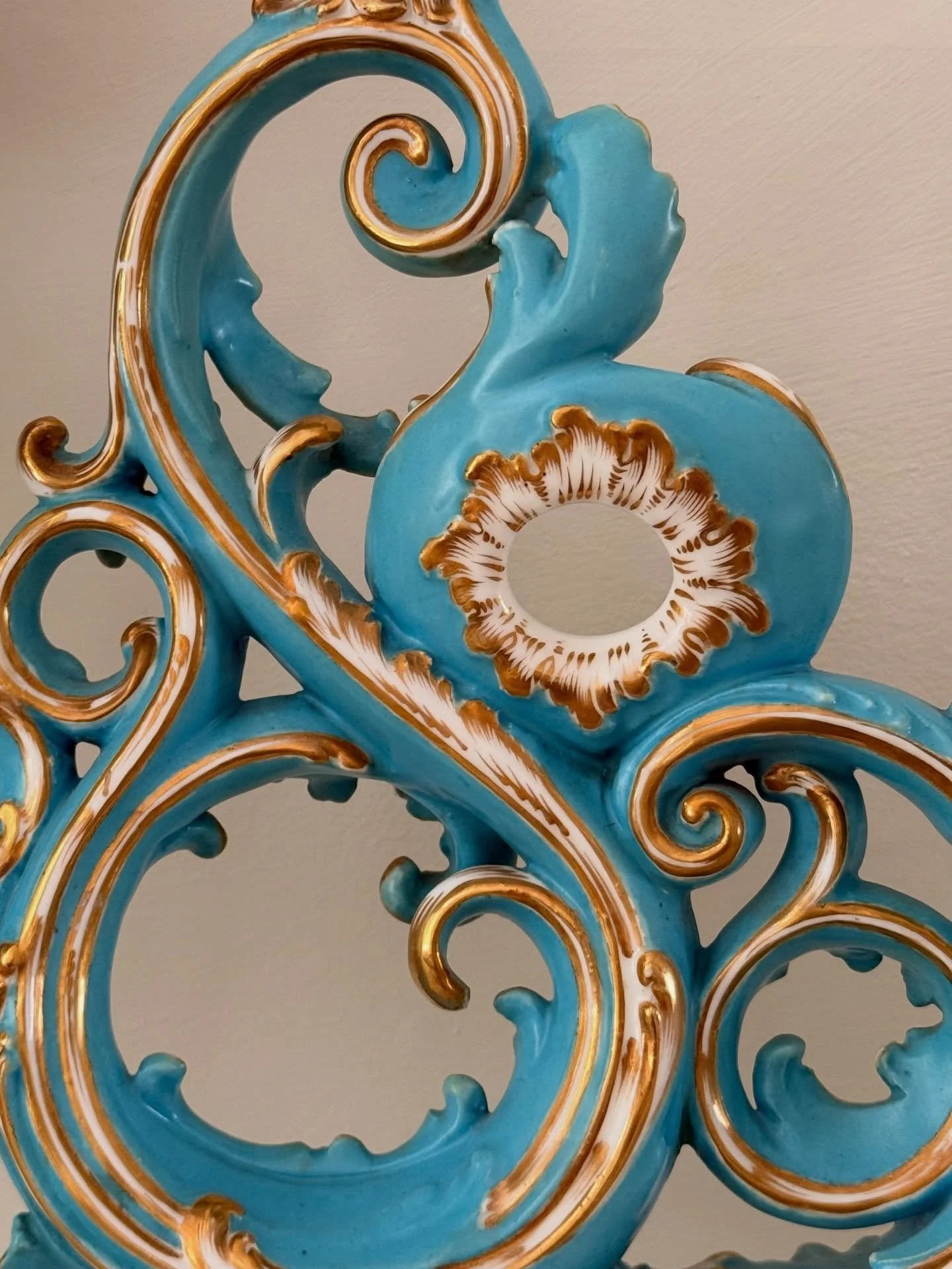 This one is not for minimalists. Unapologetically elaborate. A little dramatic. And yes &mdash; not entirely flawless. But pieces like this rarely are.

English porcelain, beautifully excessive,
and far more interesting than anything new.

Keep going