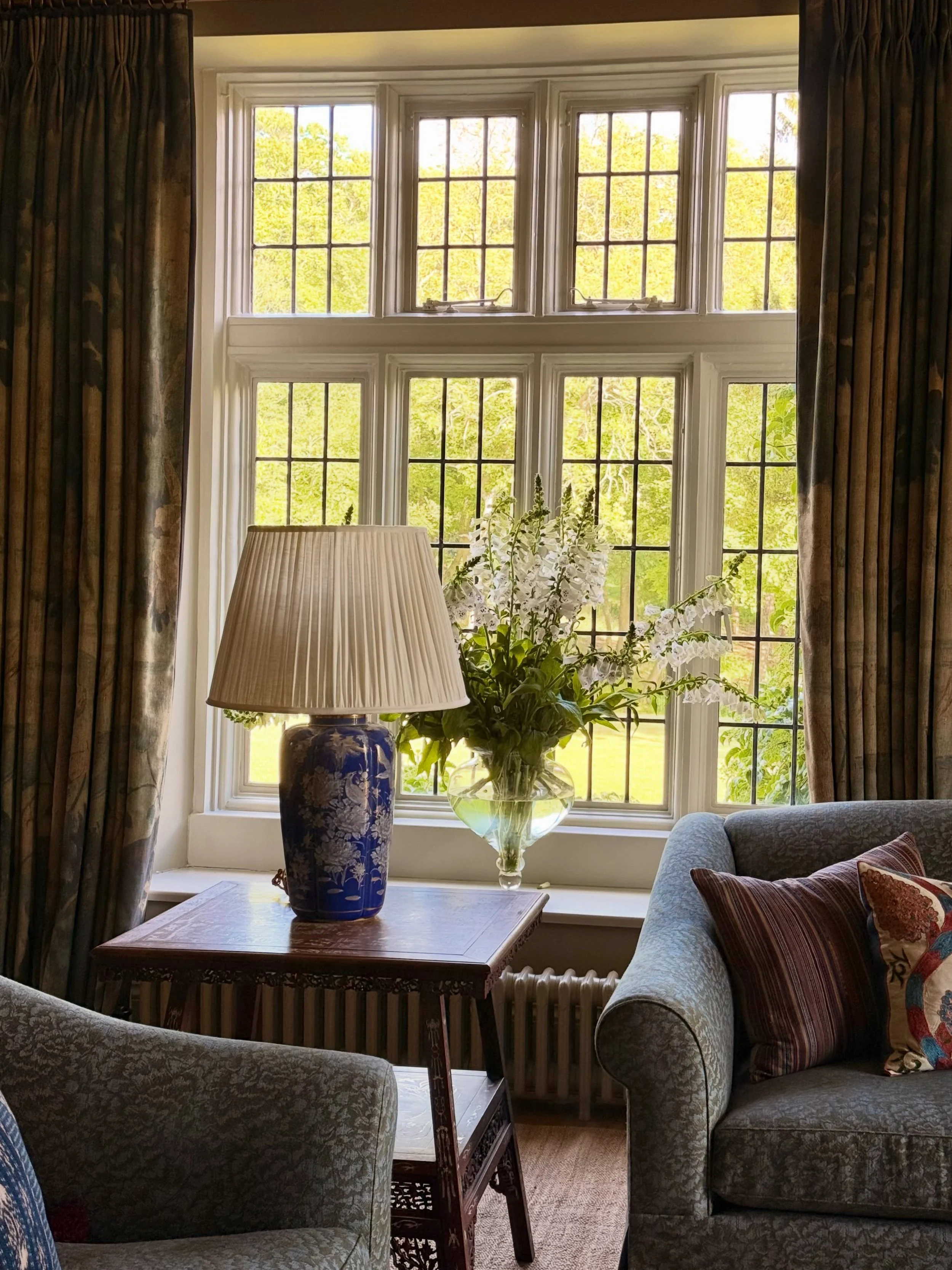 Somehow these have been sitting in my camera roll since May&hellip;

A little throwback to a very special day at the dreamy Burrow Farm Estate.

A huge thank you to Fleur for inviting me to bring a carload of lamps and giving them such a spectacular 