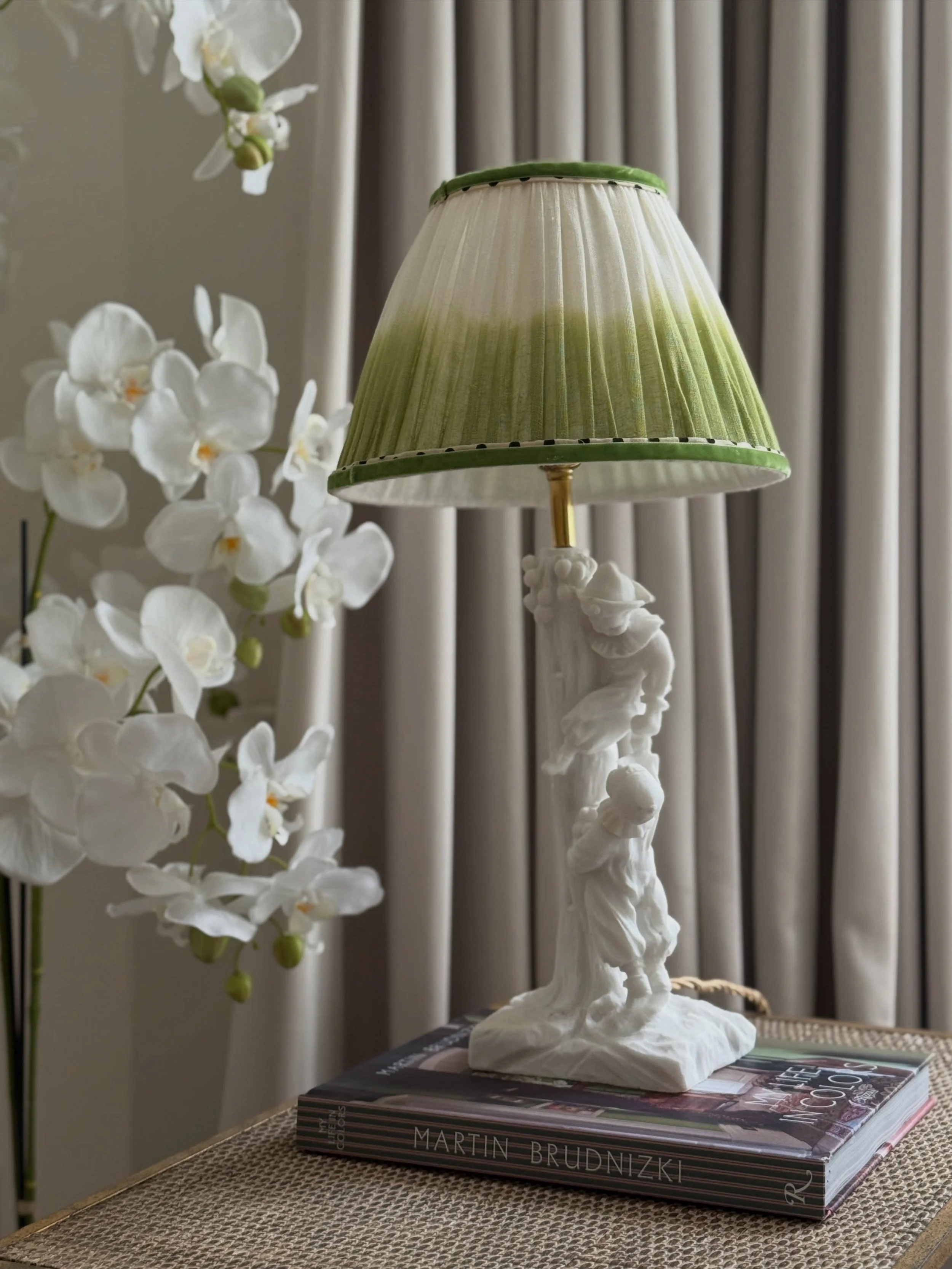 This stunning little white lamp is still available on the website. Where would you put it? Lampshade by @earth.by.le