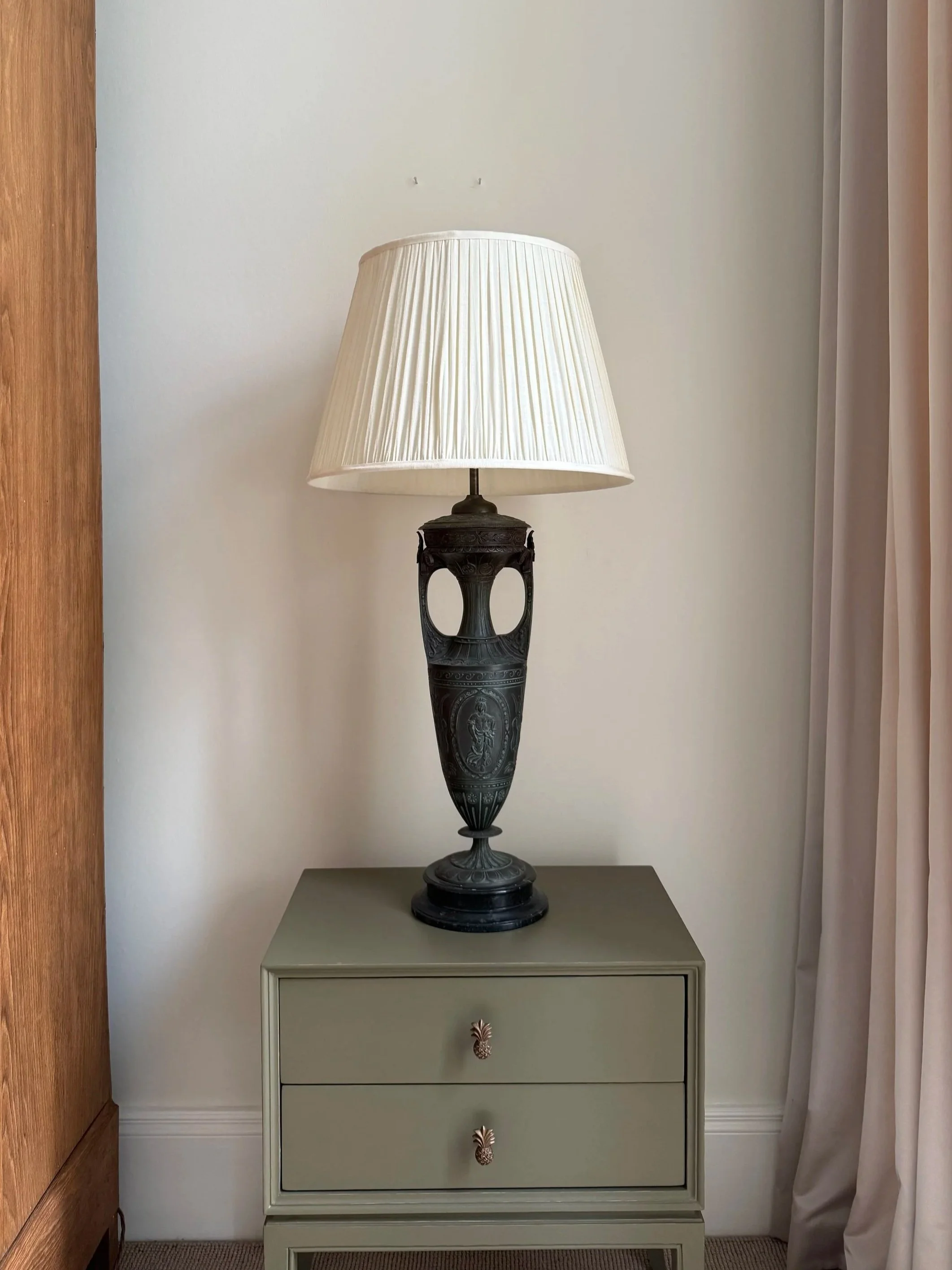 A Rare Bronse Lamp With Marble Base