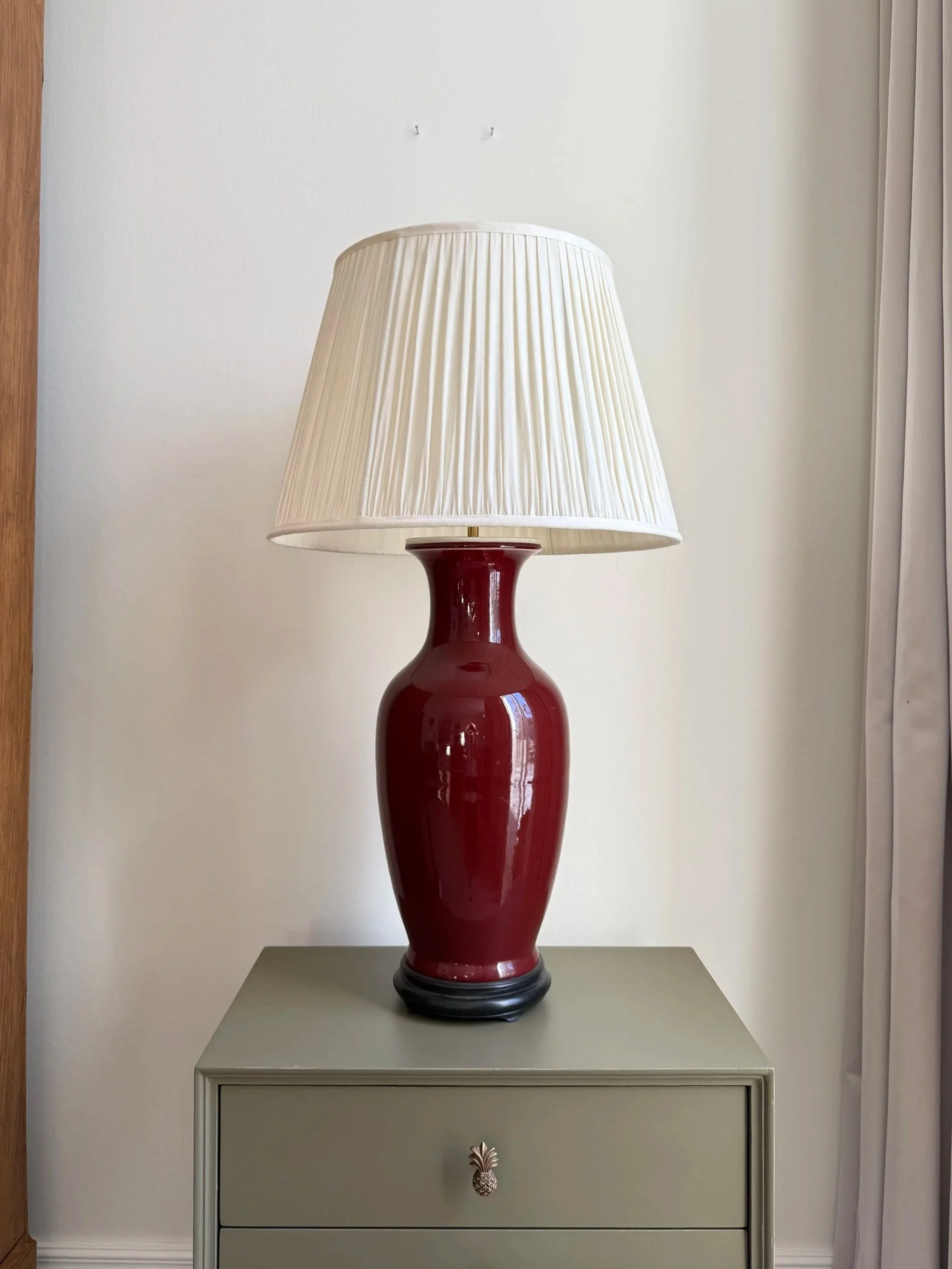 Sang De Boeuf Lamp With Wooden Base