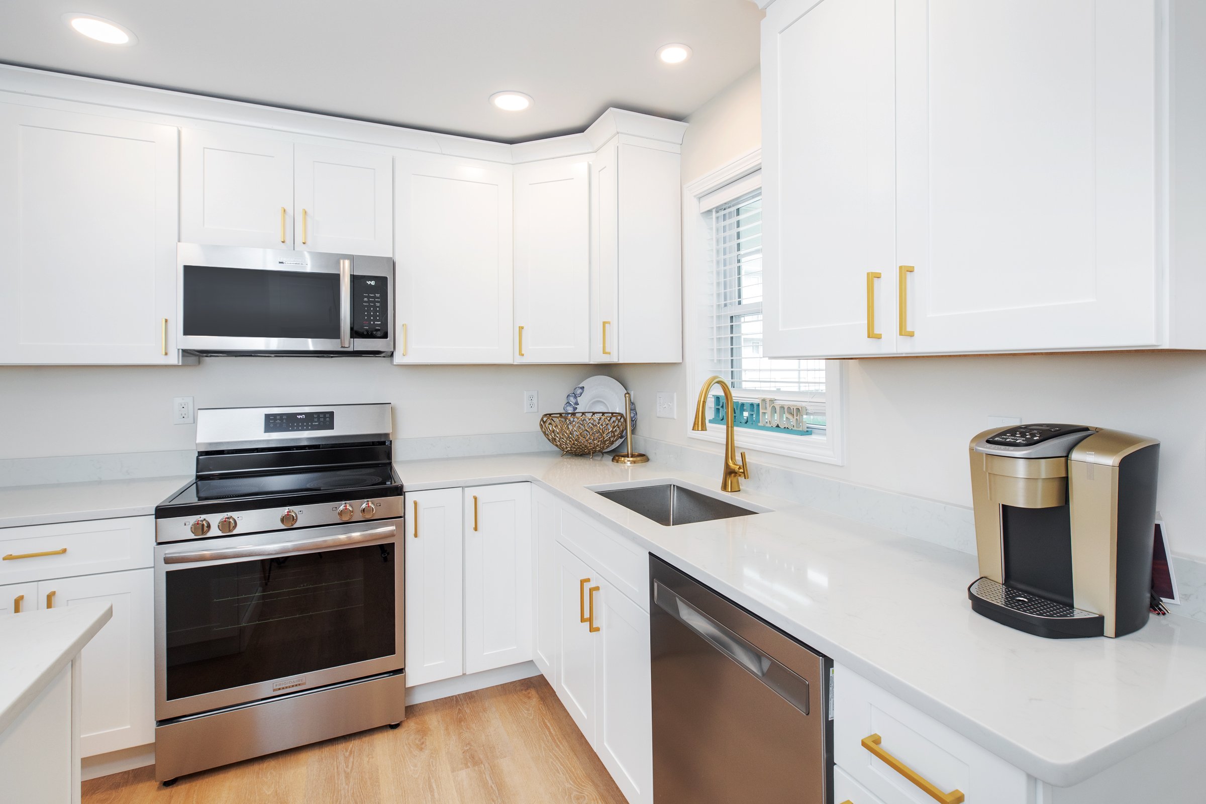 6 Bradford Ave Hampton Left 5418.jpg