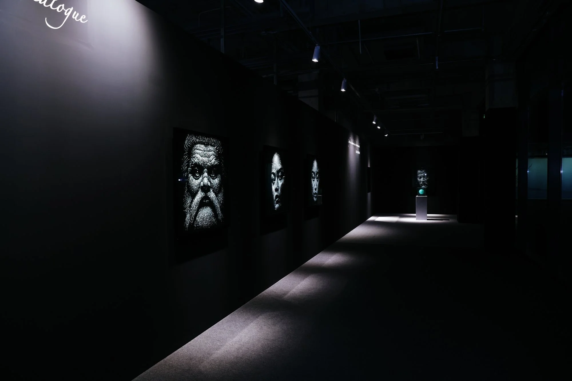 Simon Berger, glass work inspired by Chinese mythology, Hangzhou, 2025
