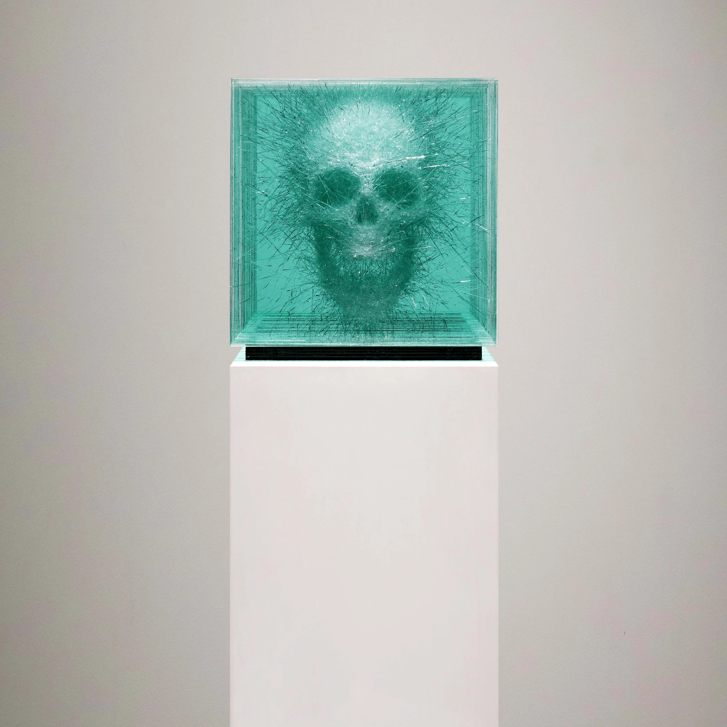 Skull, 40/36/40 cm, 2025, front view