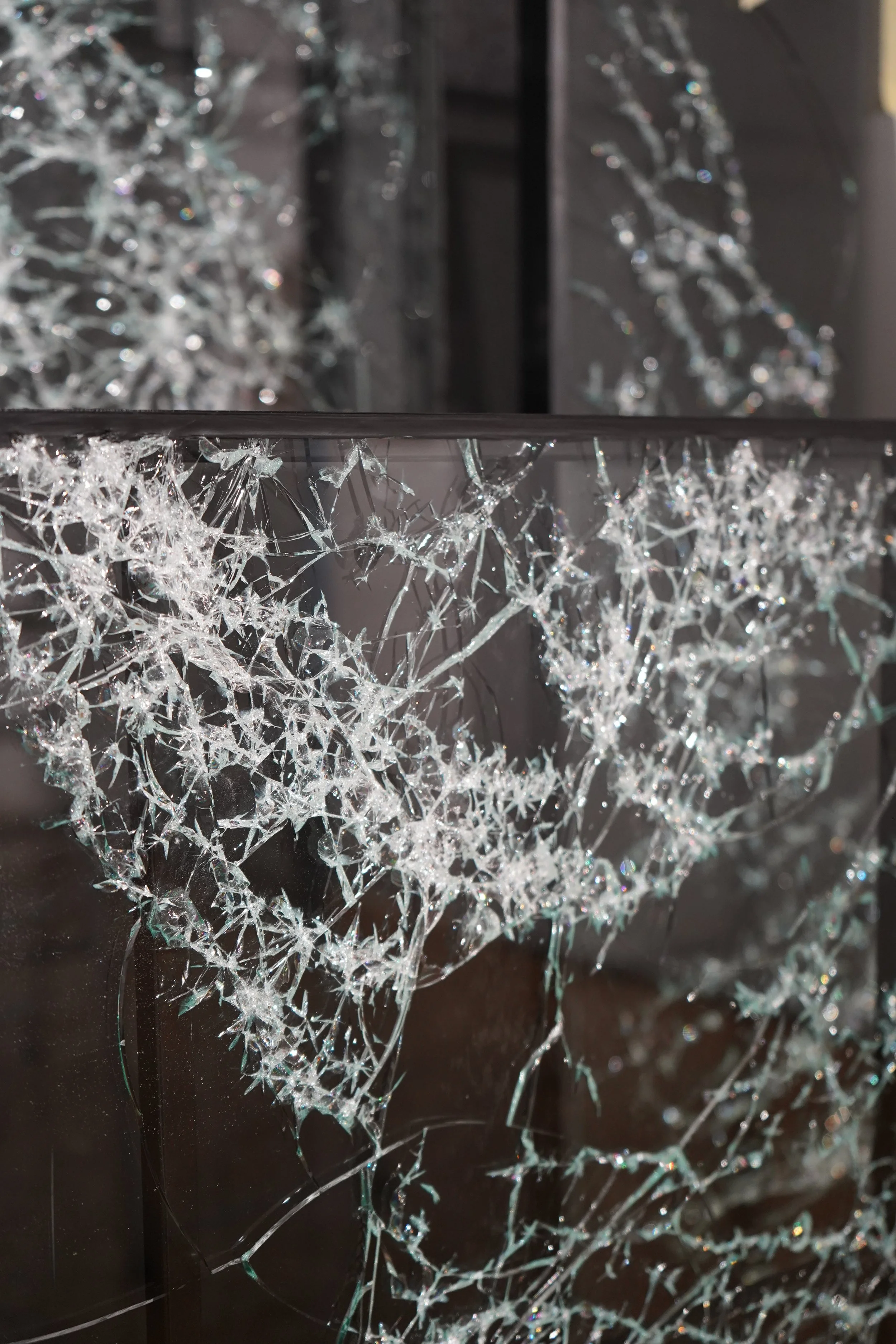 •	Close-up of the fracture lines in a work by Simon Berger, Sarajevo, 2026