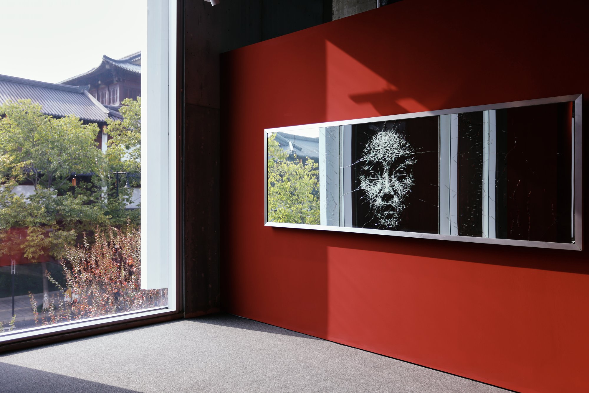 Simon Berger, glass work inspired by Chinese mythology, Hangzhou, 2025