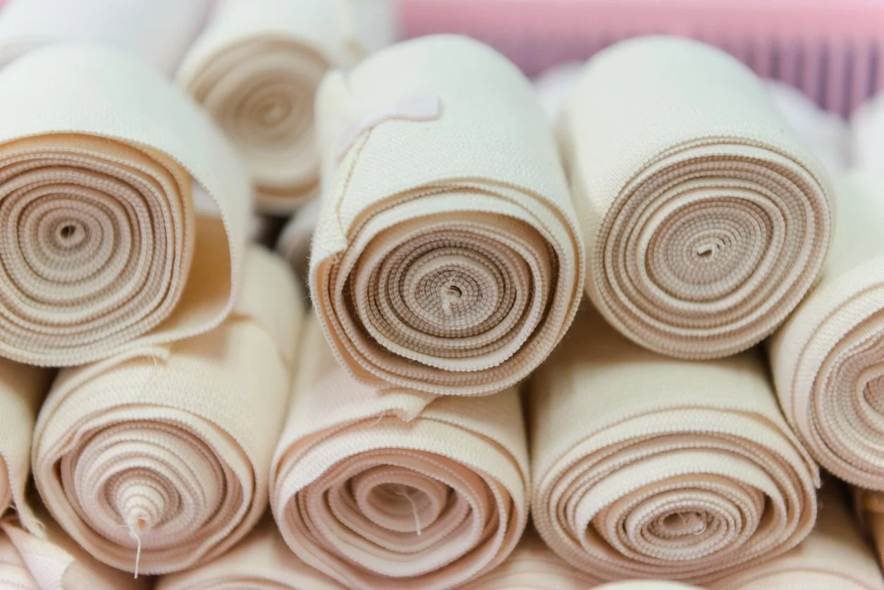 Short Stretch Bandage vs. Ace Bandage: Why the Difference Matters for Lymphedema