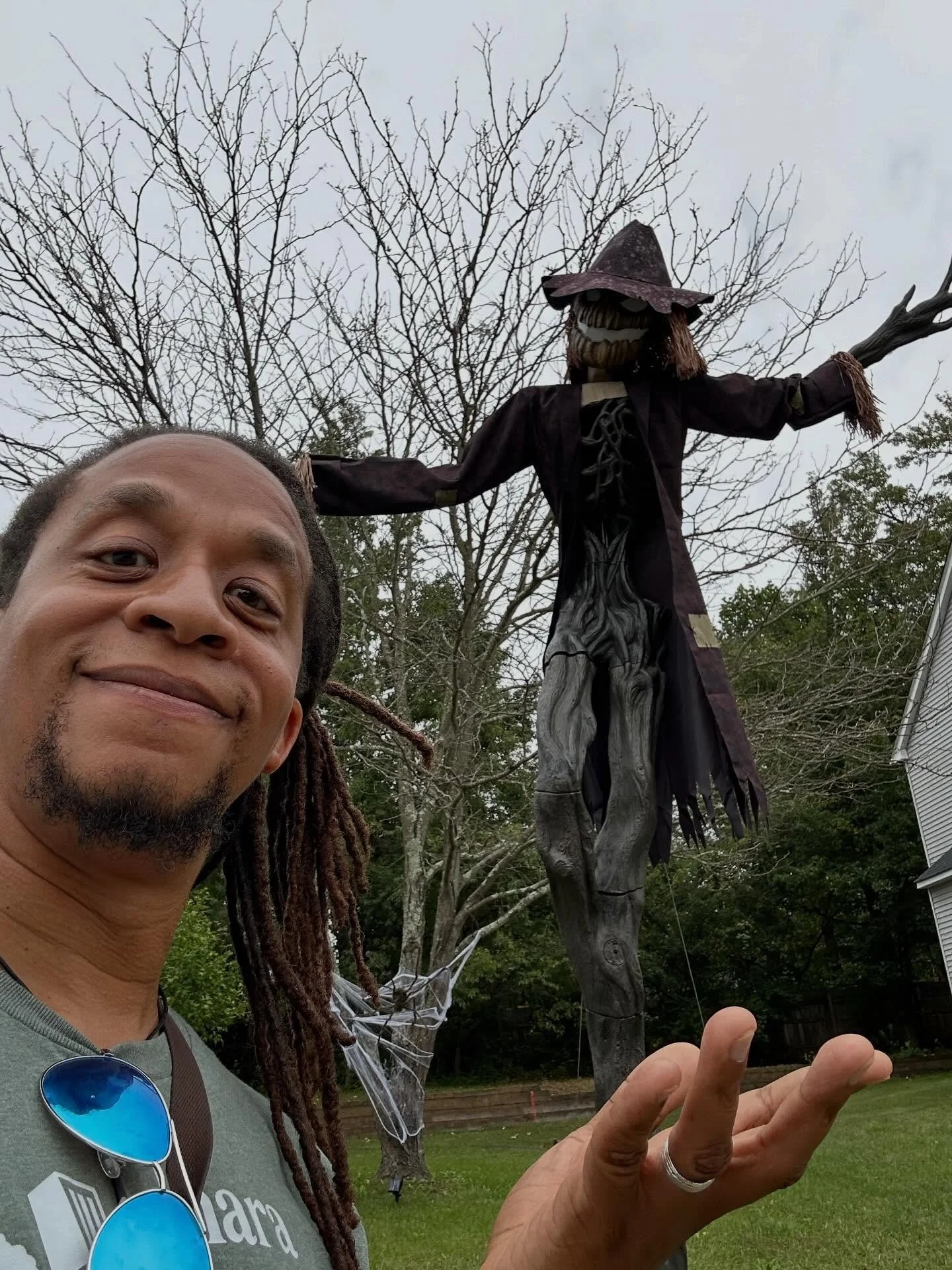 I told some fellow organizers the other day that October is the best time to canvass 🍂 the weather&rsquo;s perfect, the energy in the community is high, and every road is full of Halloween spirit 🎃. Good times out talking with neighbors and seeing 