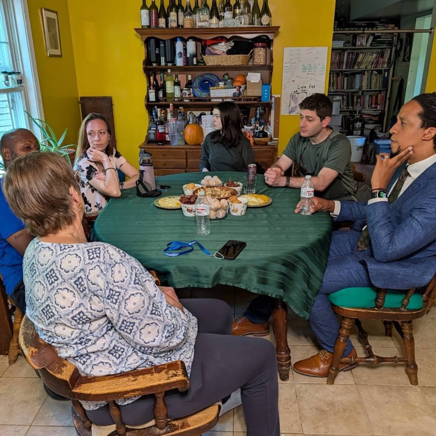 Huge thanks to @sarahlovesum for inviting me into her home last night to talk with friends and neighbors in Upper Marlboro! Great conversations about local governance what it means to serve the people and make our county a place where folks can thriv