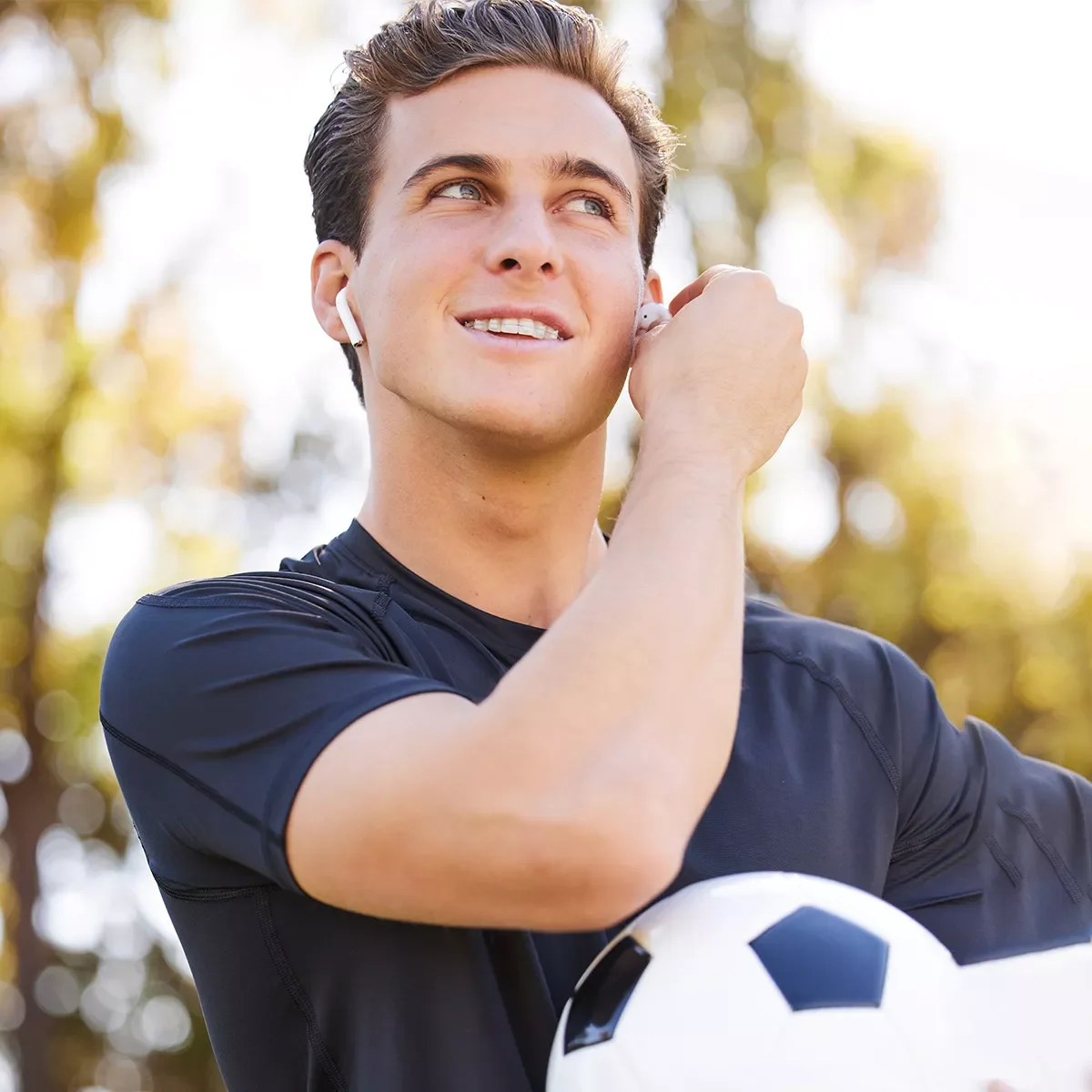 symetri-clear-patient-with-soccer-ball.jpg.webp