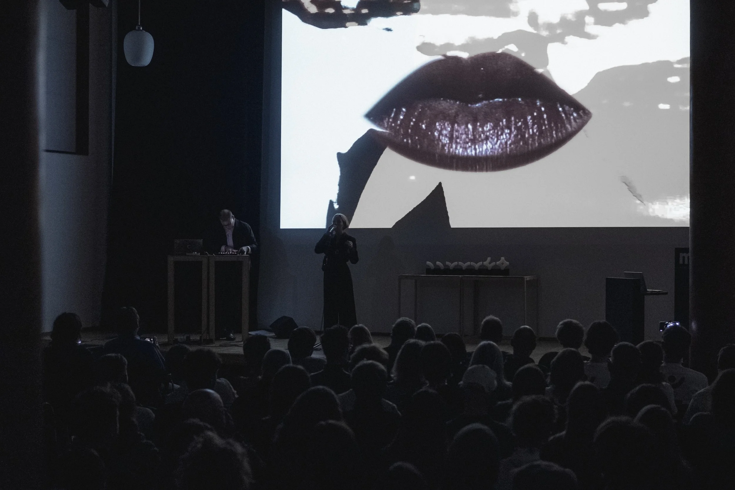 Performance of command_Ü, Kölner Designpreis. 