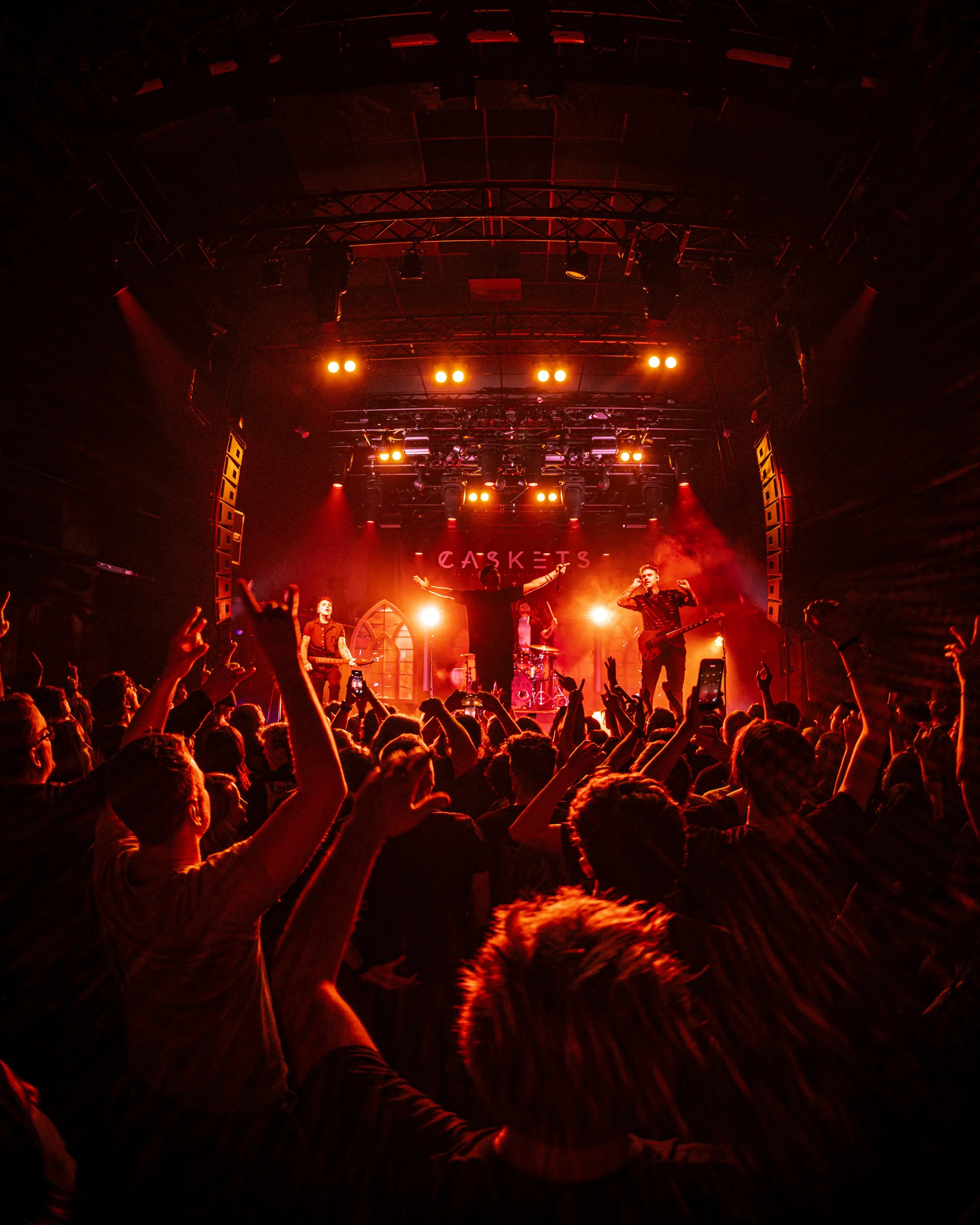 Tilburg Sees Caskets Grow and The Word Alive Stand Out