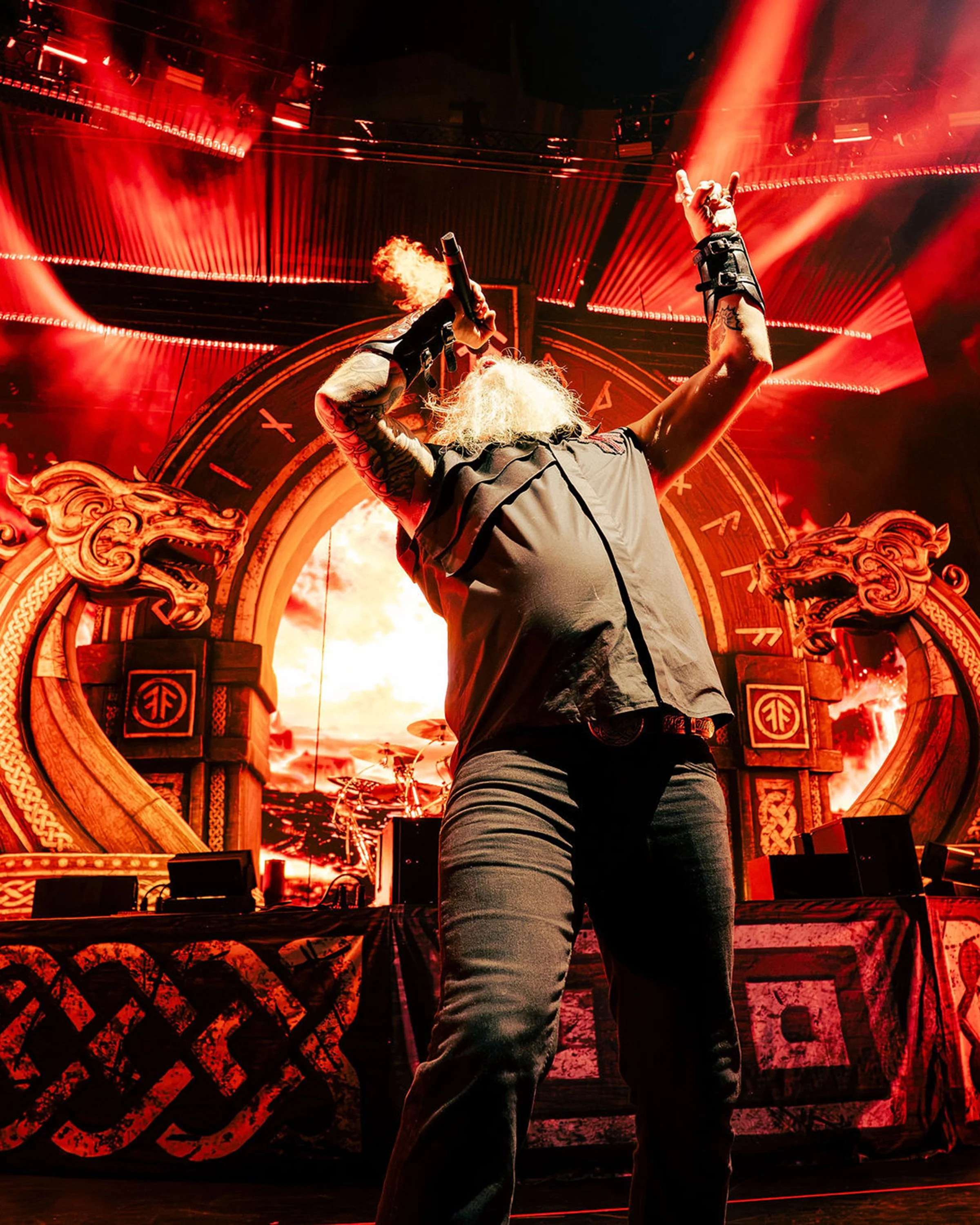 London Rows with Amon Amarth