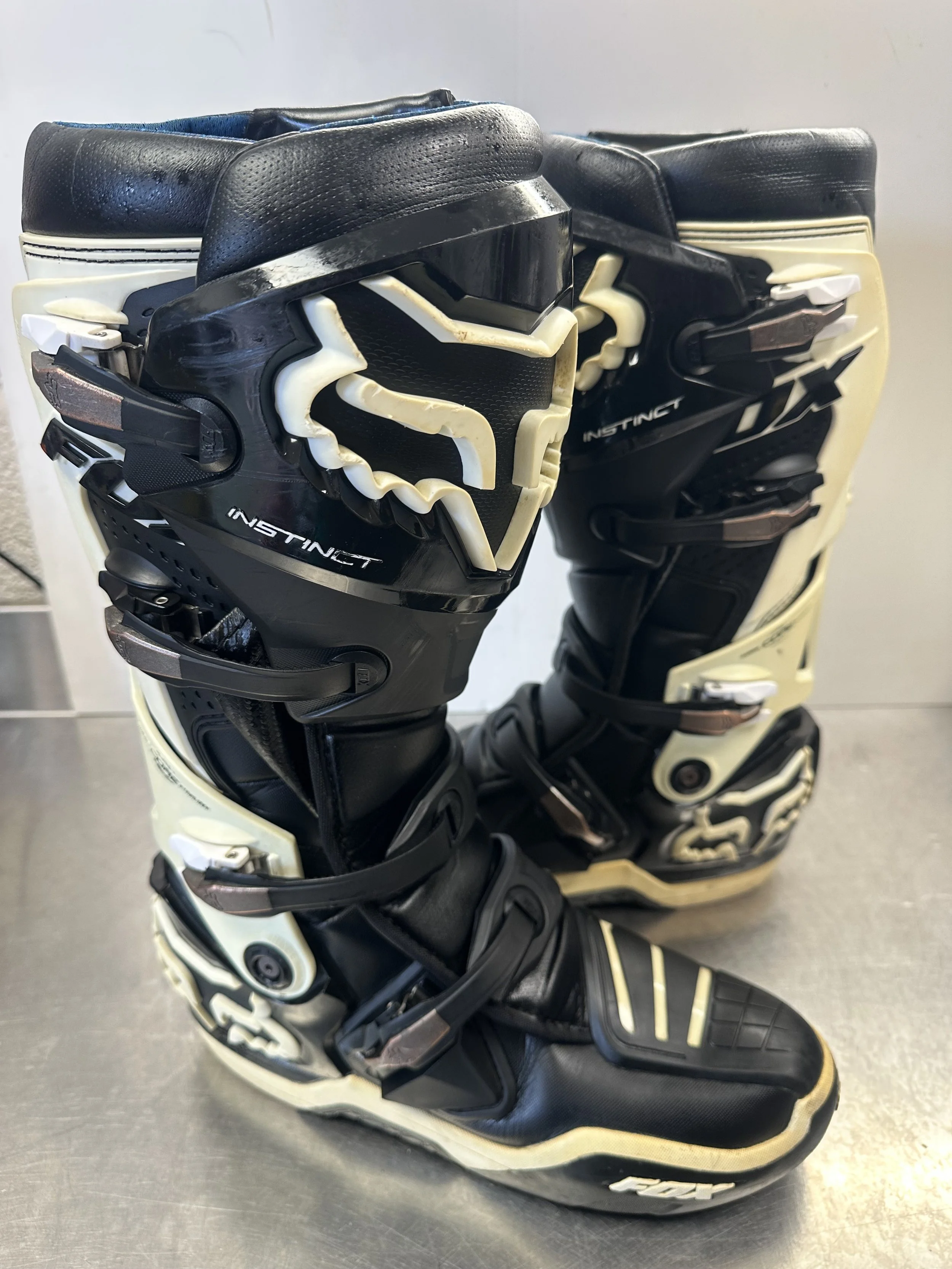 Fox Instinct UK12 Black White