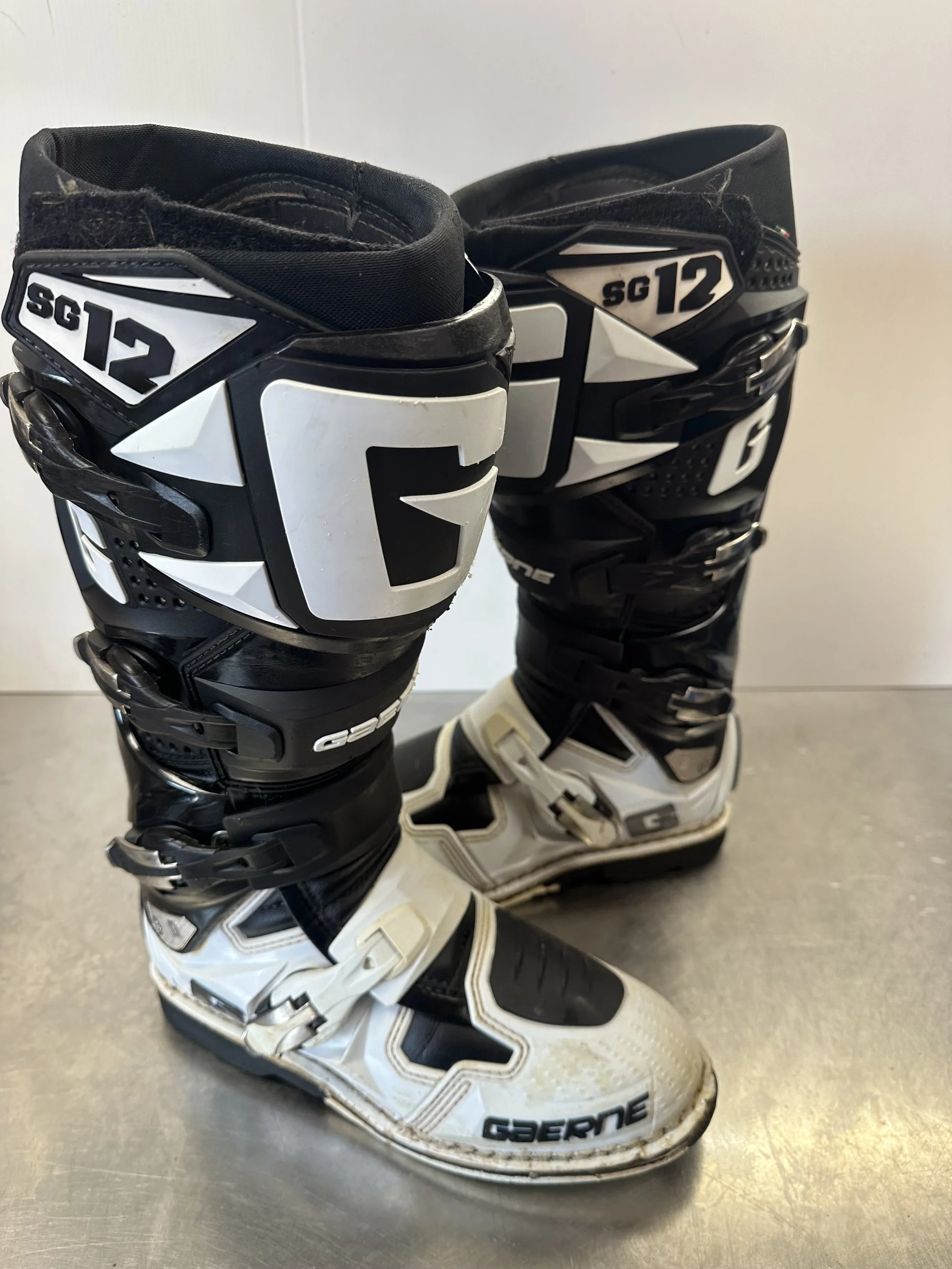 Gaerne SG12 UK7.5 White/Black