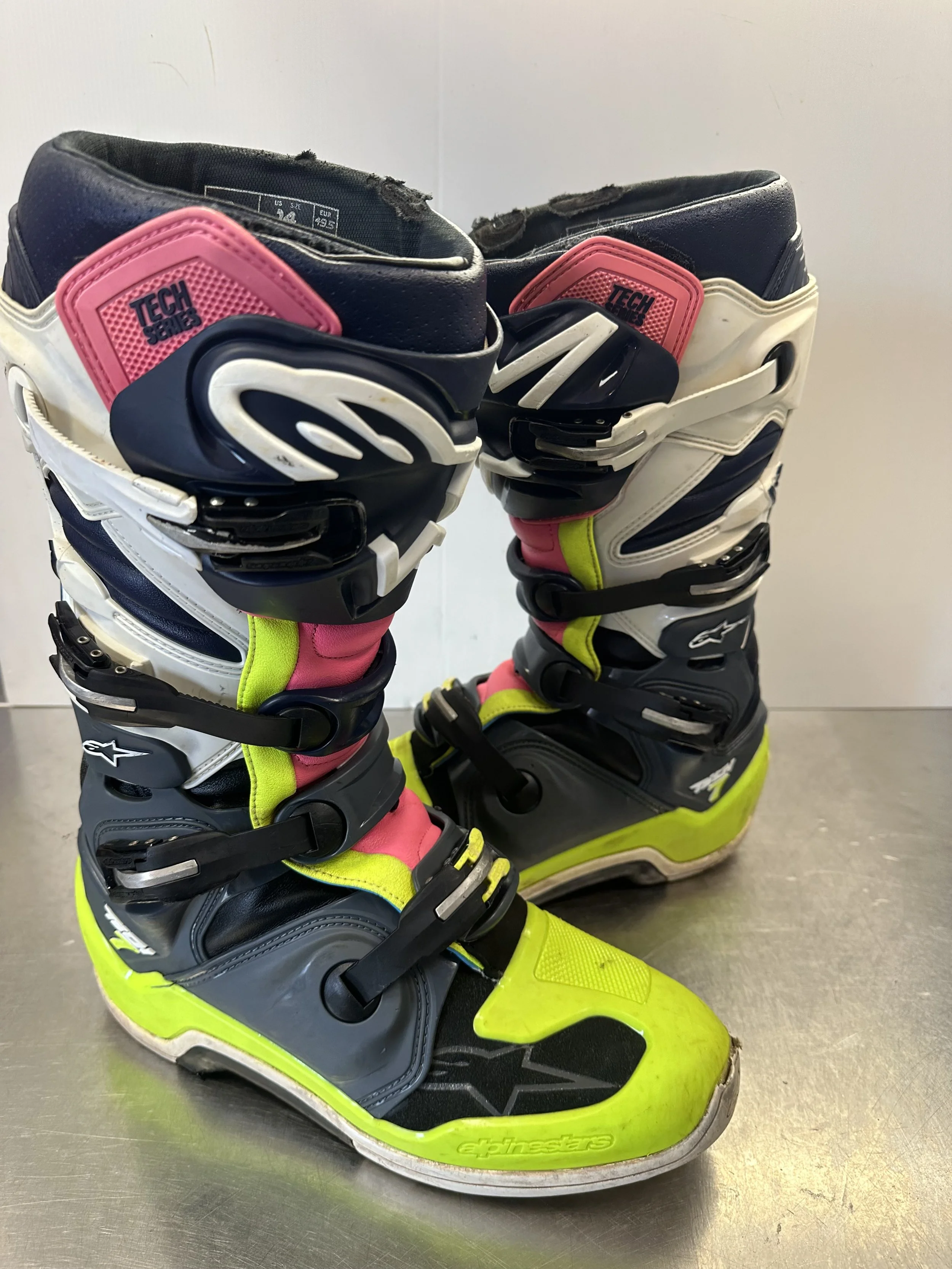 Alpinestars Tech7 UK13 Flo/Pink