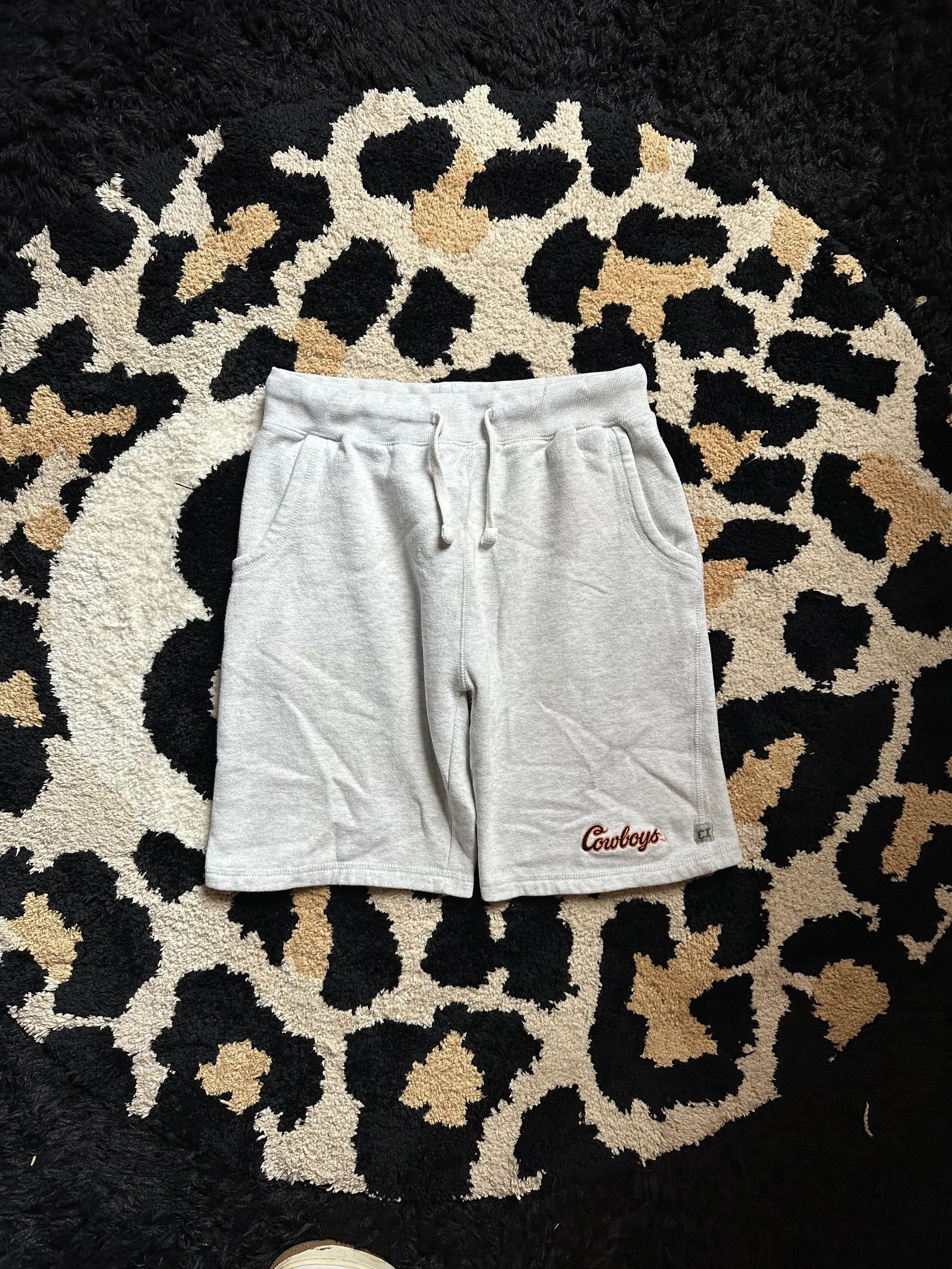 2000'S EMBROIDERED OSU FLEECE SHORT