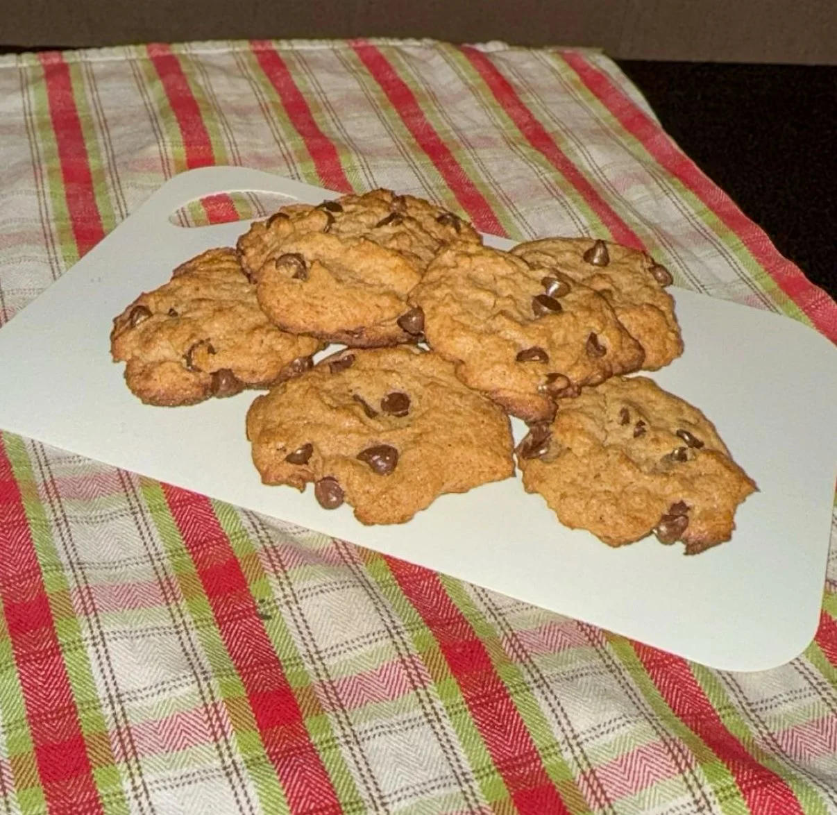 CHOCOLATE CHIP COOKIES