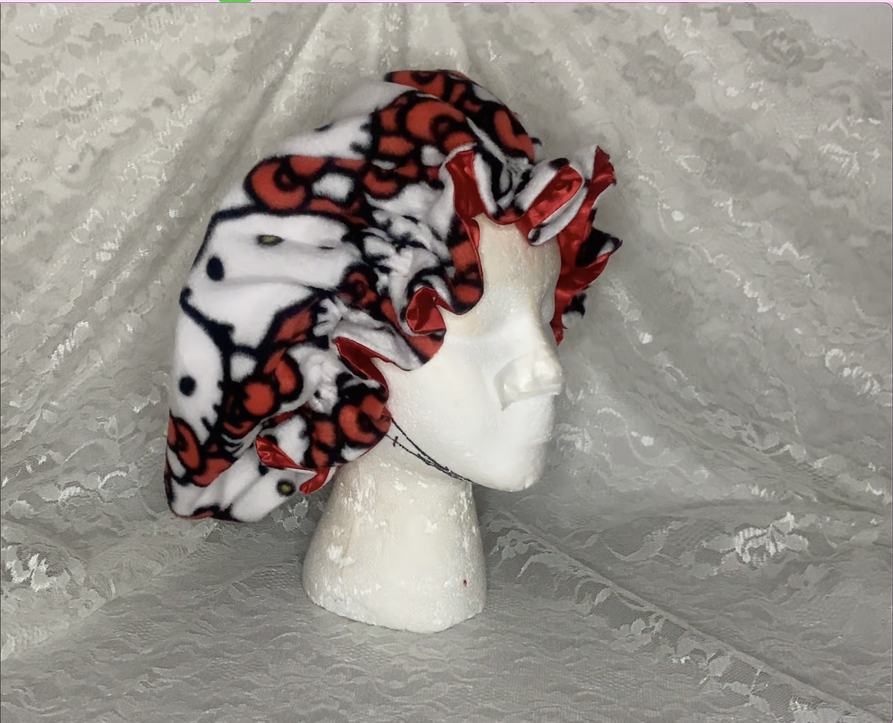 Satin Lined Hello Kitty Bonnet 8.png
