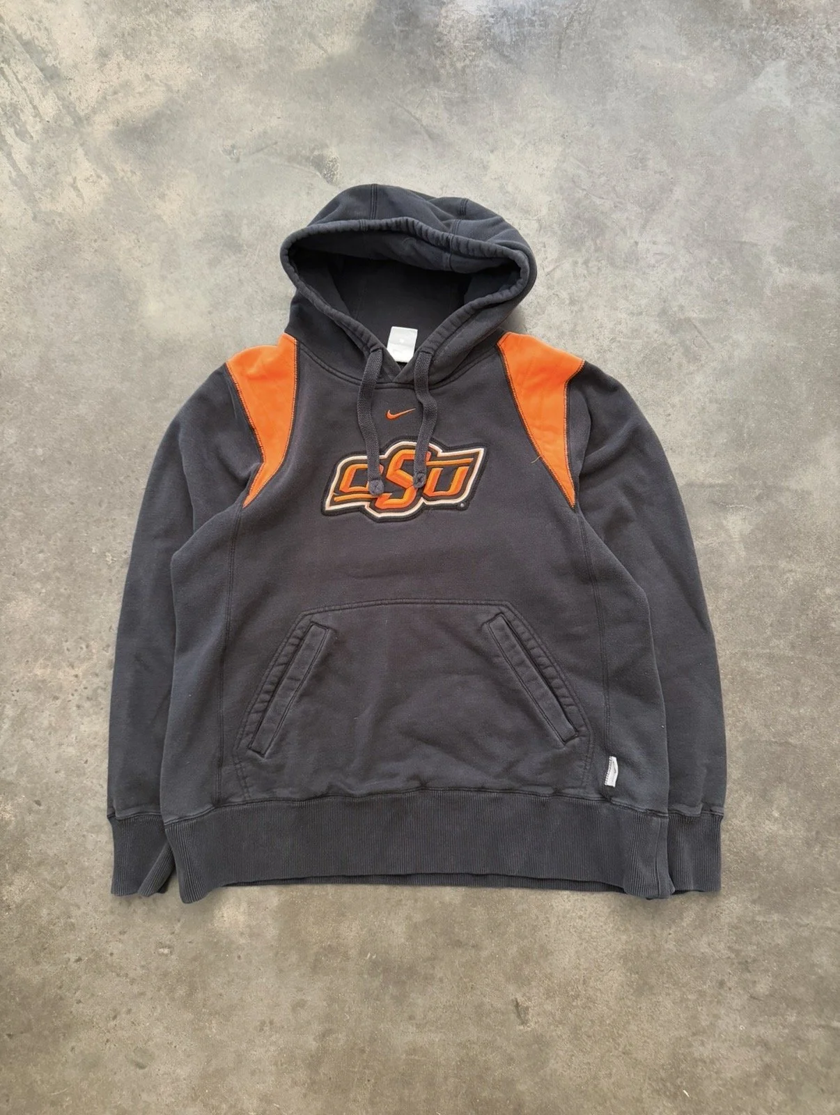133. 00S BLACK NIKE OSU HOODIE