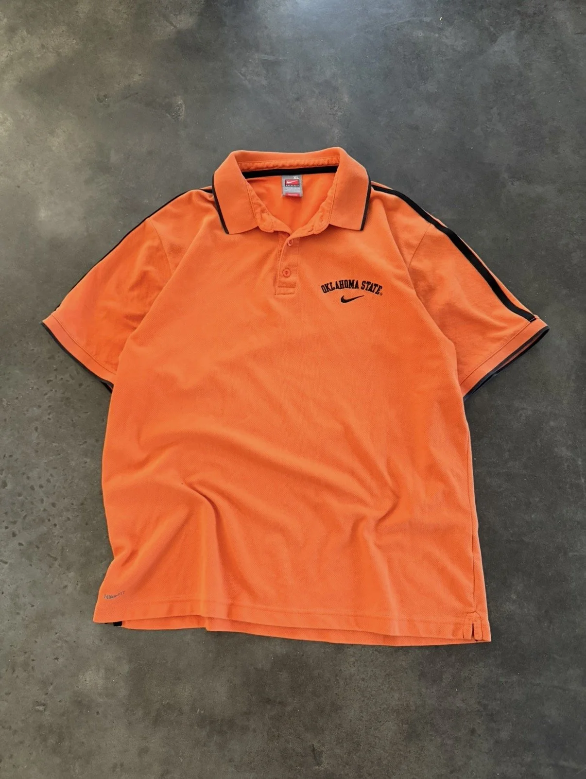 114. 00S ORANGE NIKE OKLAHOMA STATE BLACK PIPING POLO SHIRT