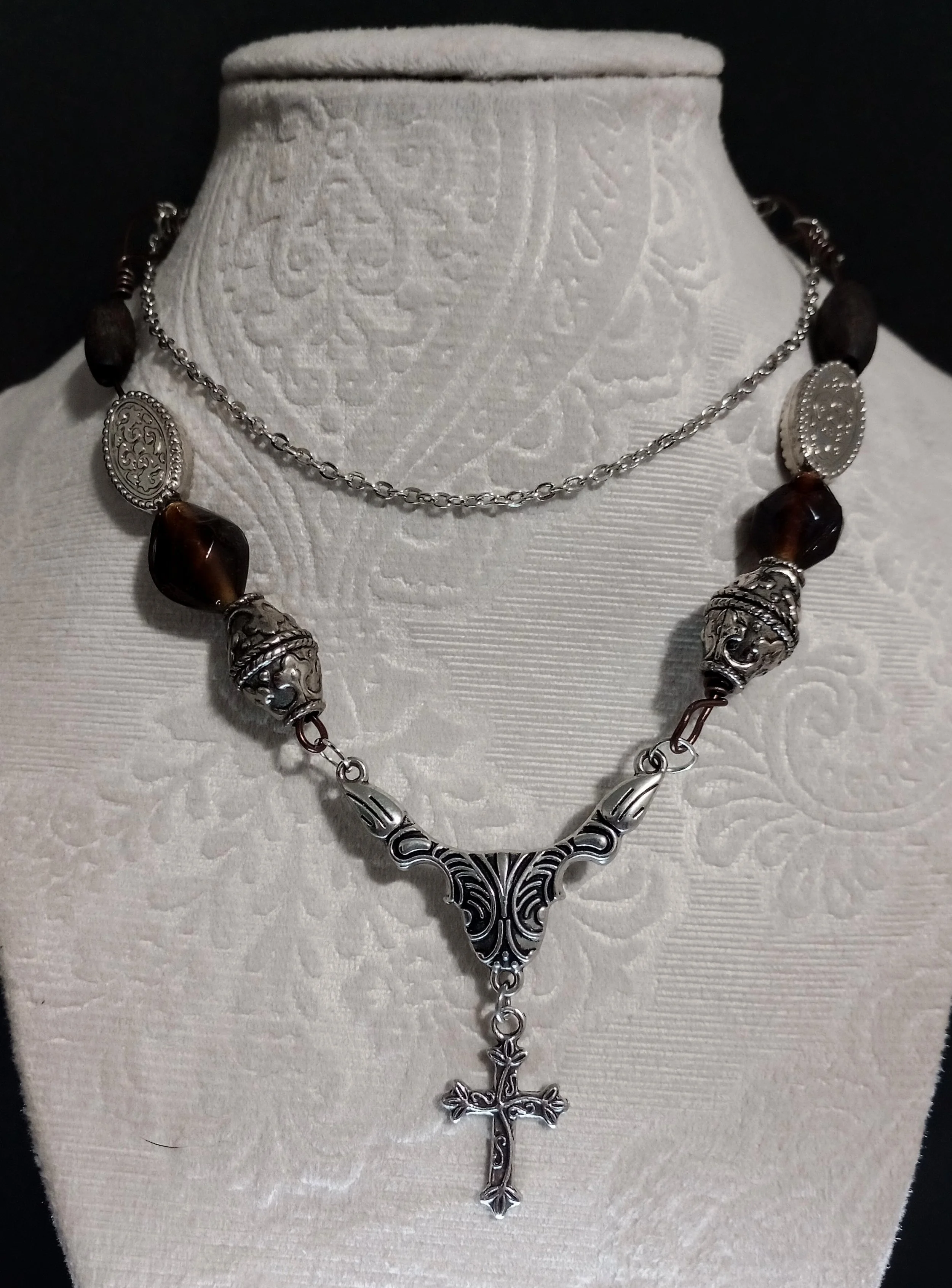 "SILVER HORNS" NECKLACE
