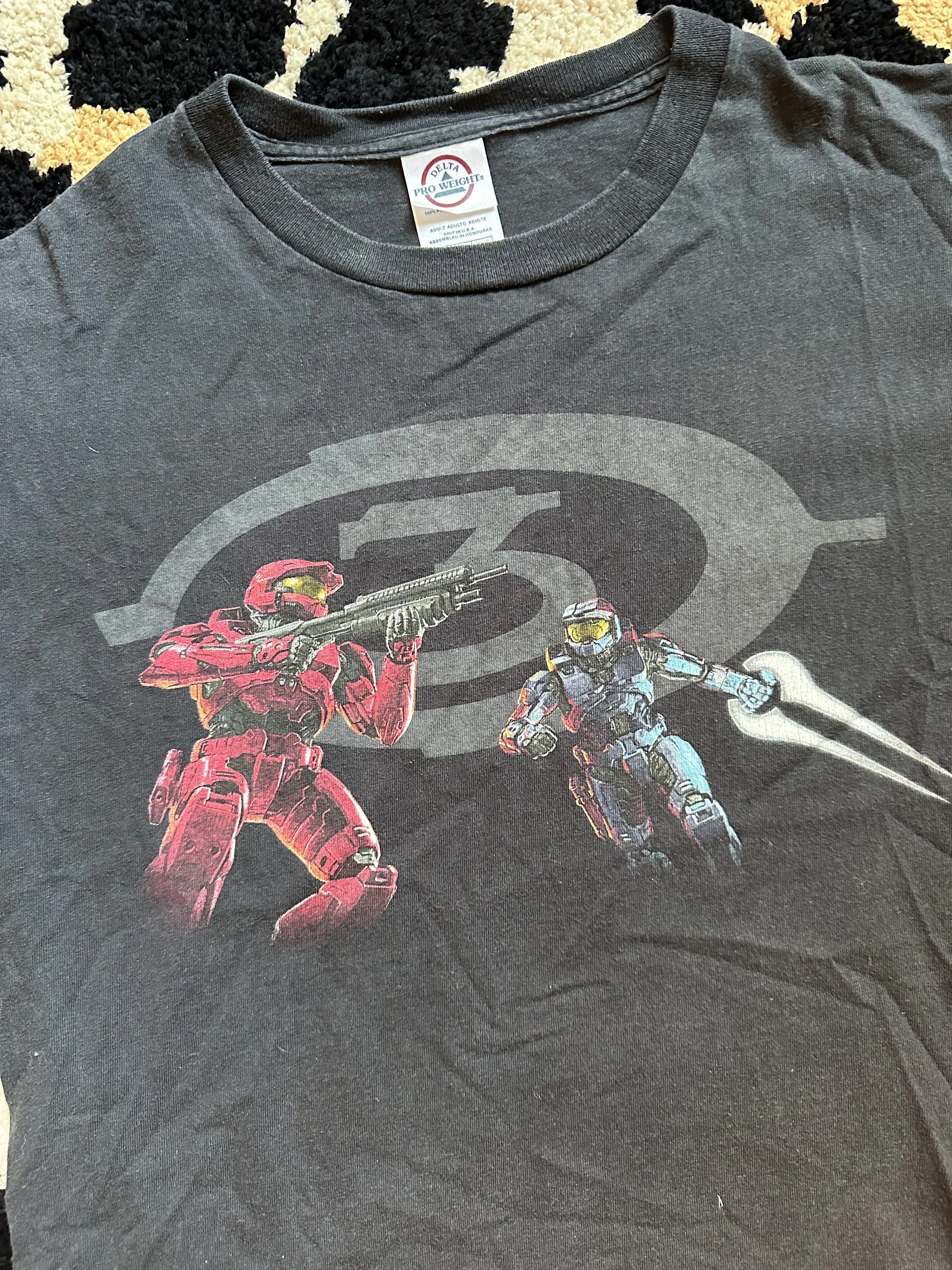 2000'S HALO 3 RED VS BLUE SPARTAN TEE