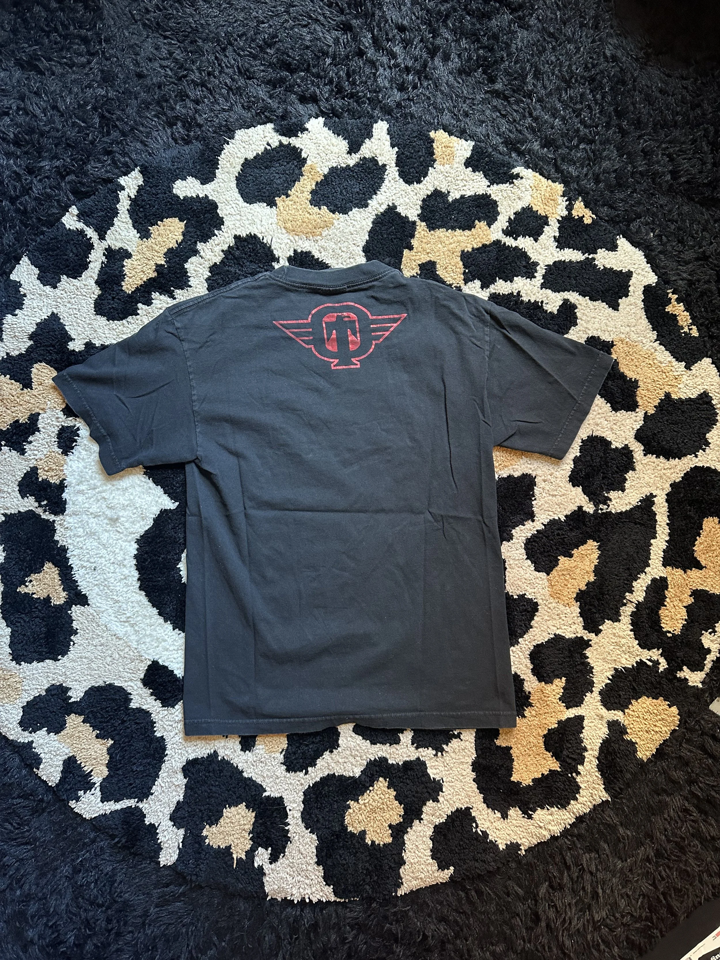 Rare Y2k Red Foil Tap Out MMA Tee (6).jpeg