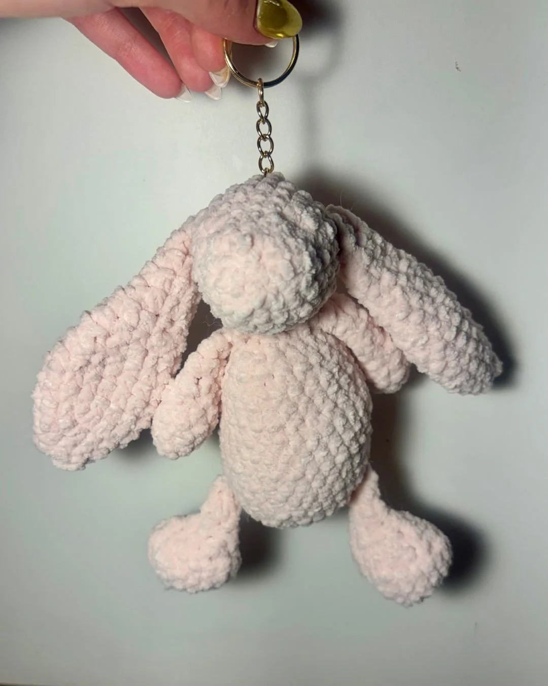 Bunny bag keychain 2_2.jpg