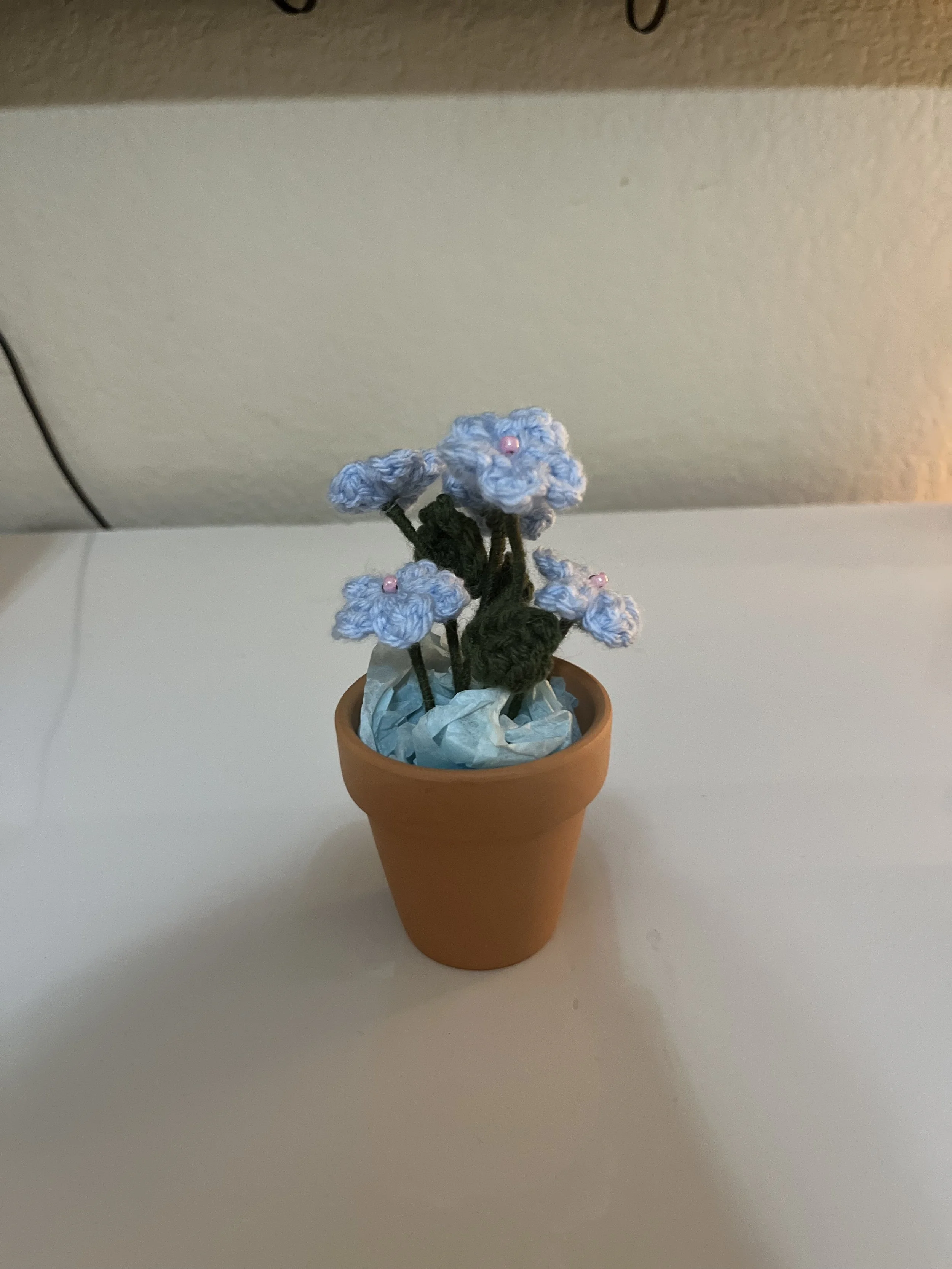 CROCHET POTTED FLORAL ARRANGEMENT