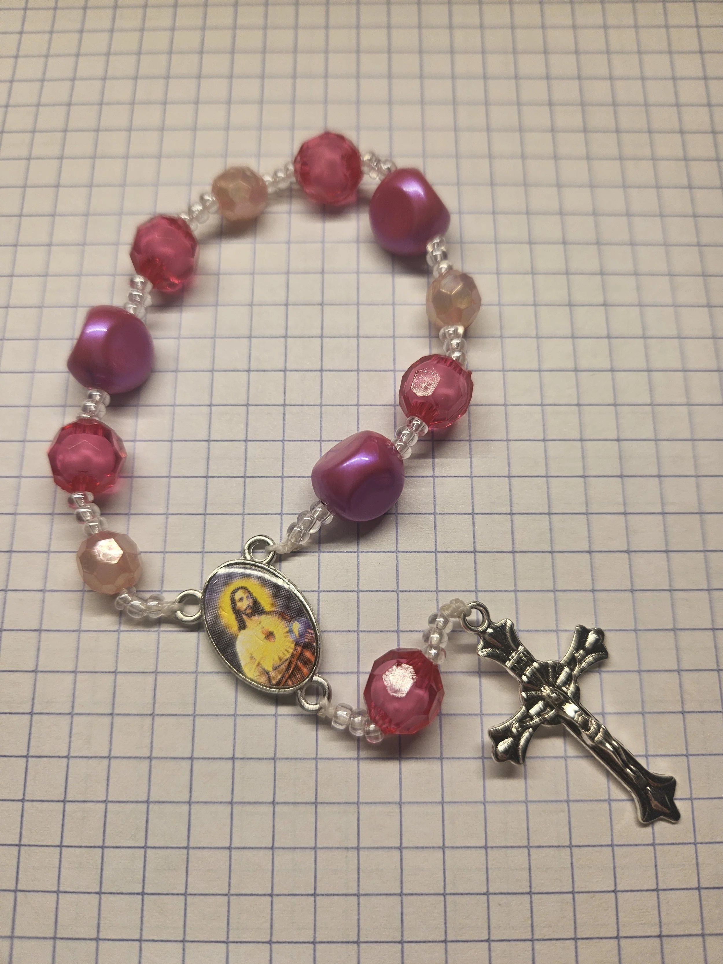 HOT PINK LOOP CHAPLET