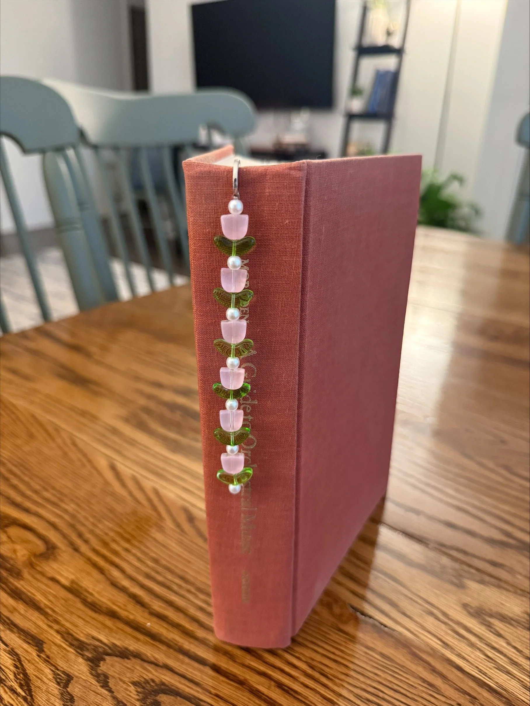 Bookmark in book, flower.jpeg