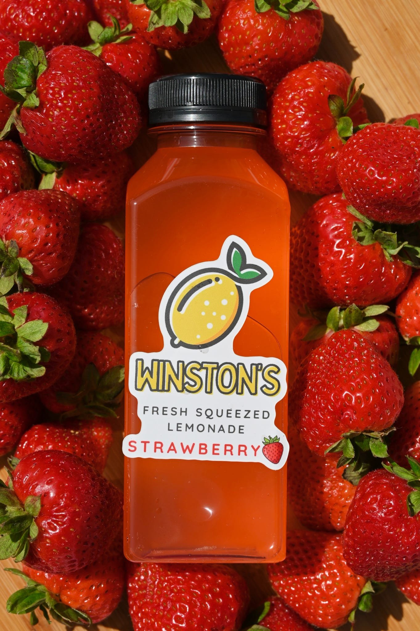 (BOTTLED) WINSTON'S STRAWBERRY LEMONADE