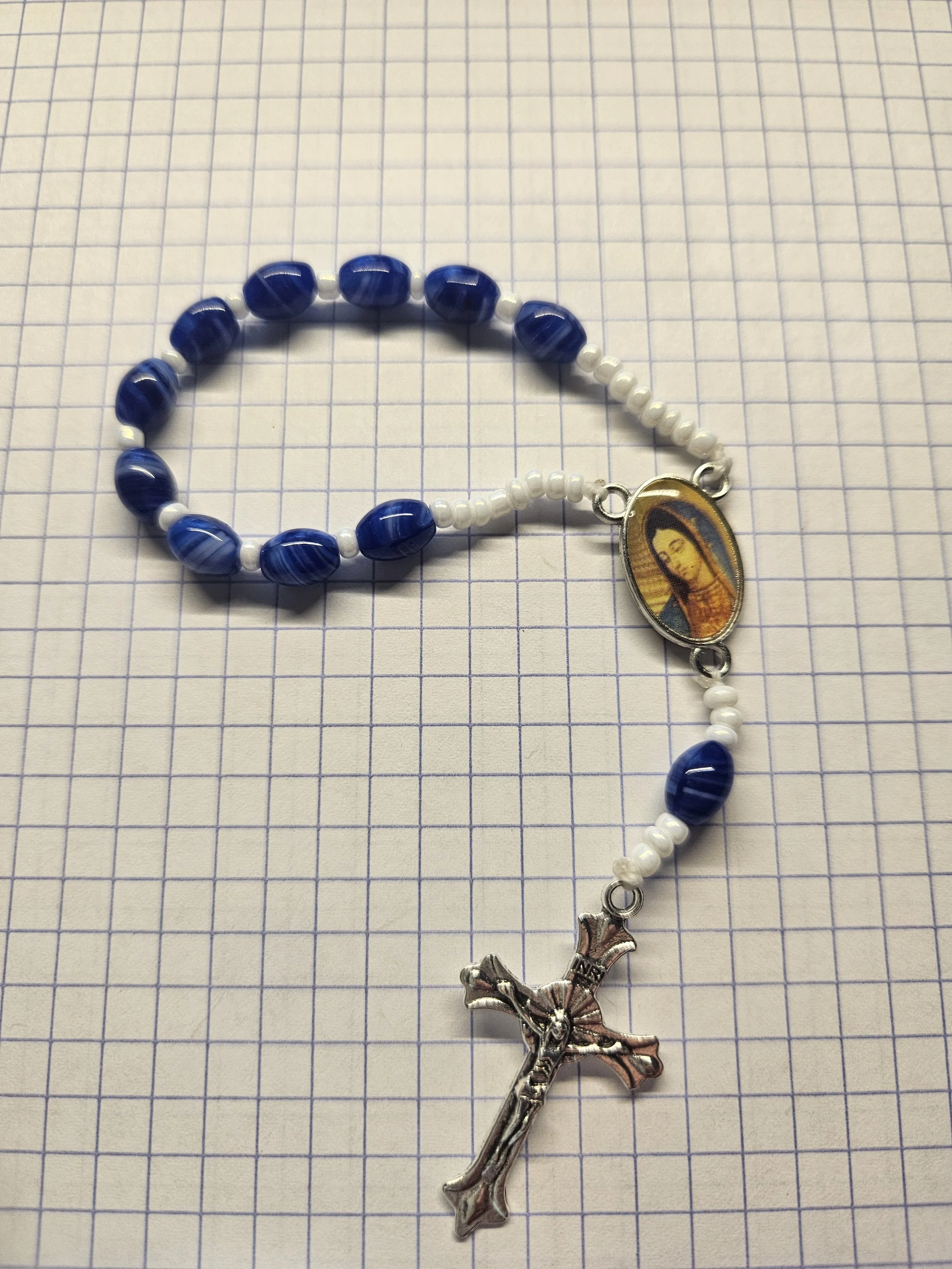 DARK BLUE GLASS CHAPLET