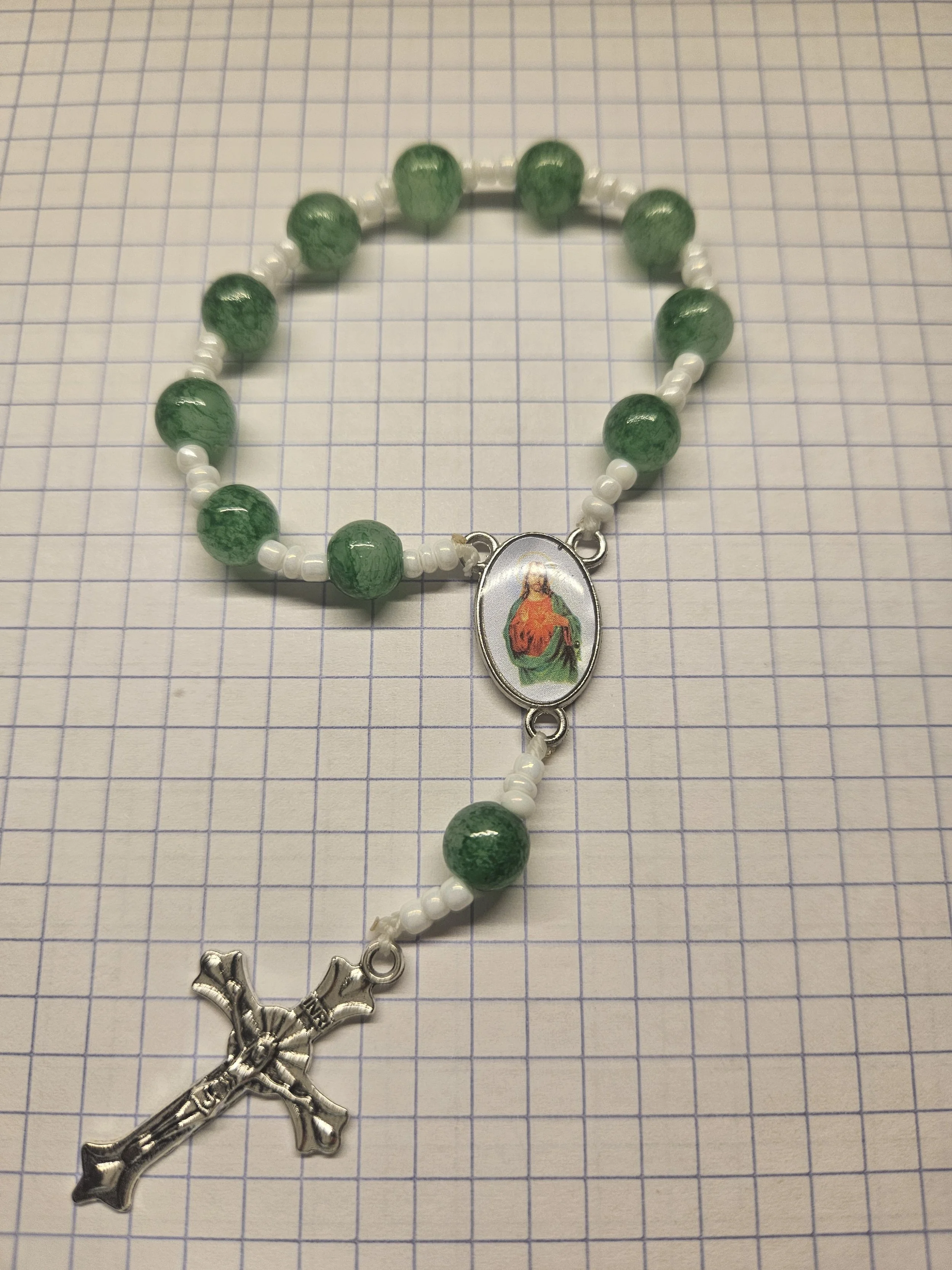 GREEN SACRED HEART LOOP CHAPLET