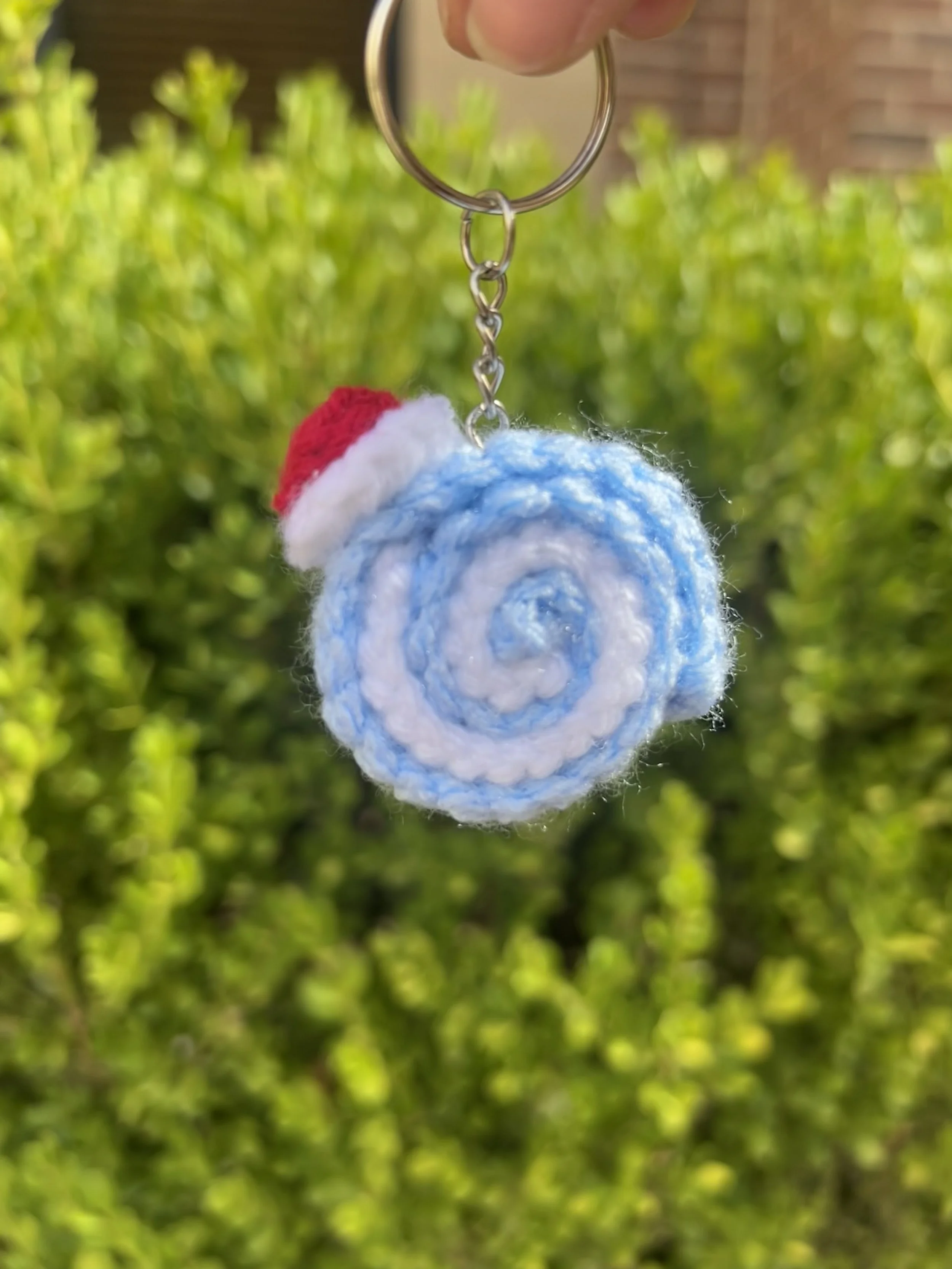 Blue Sweet Roll Keychain.jpg