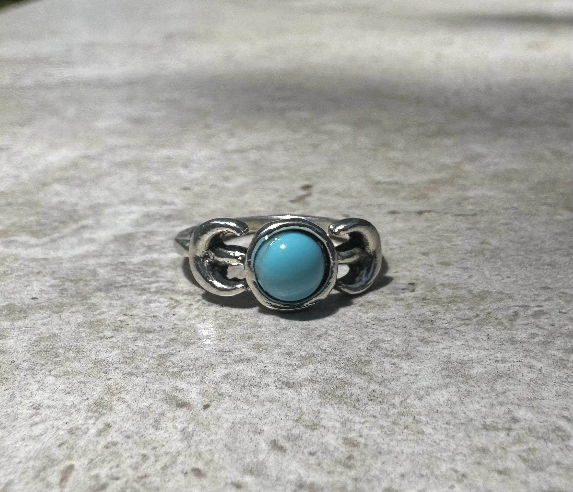 CRESCENT GLOW TURQUOISE RING