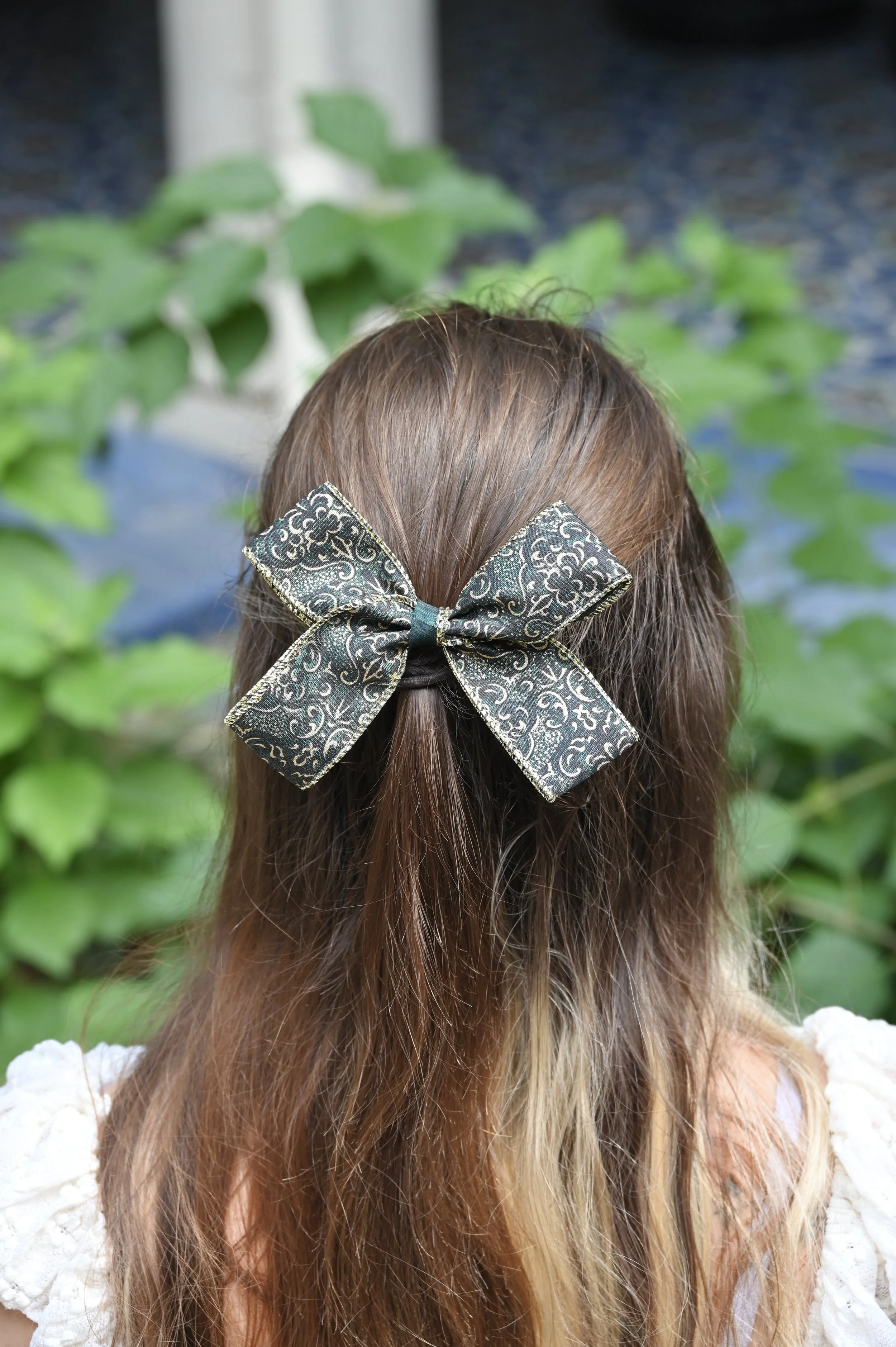 EMERALD AND GOLD BUTTERFLY BOW
