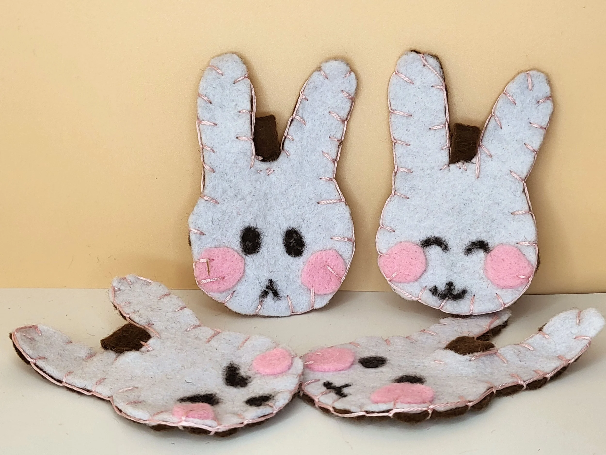 Felt Keychain Bunny.jpg