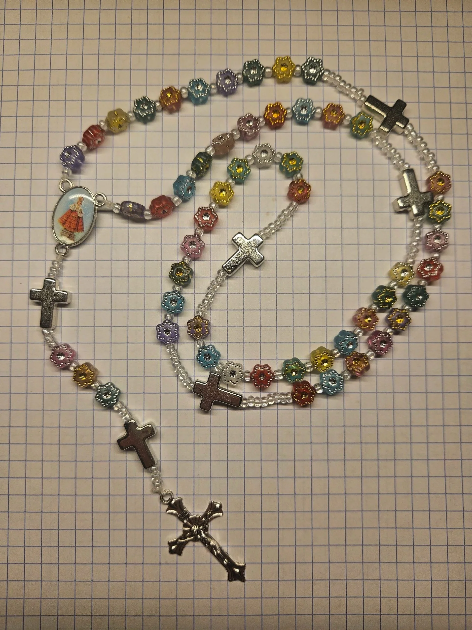 Whimsical+Flower+Rosary+%28silver+crosses%29+2.jpg