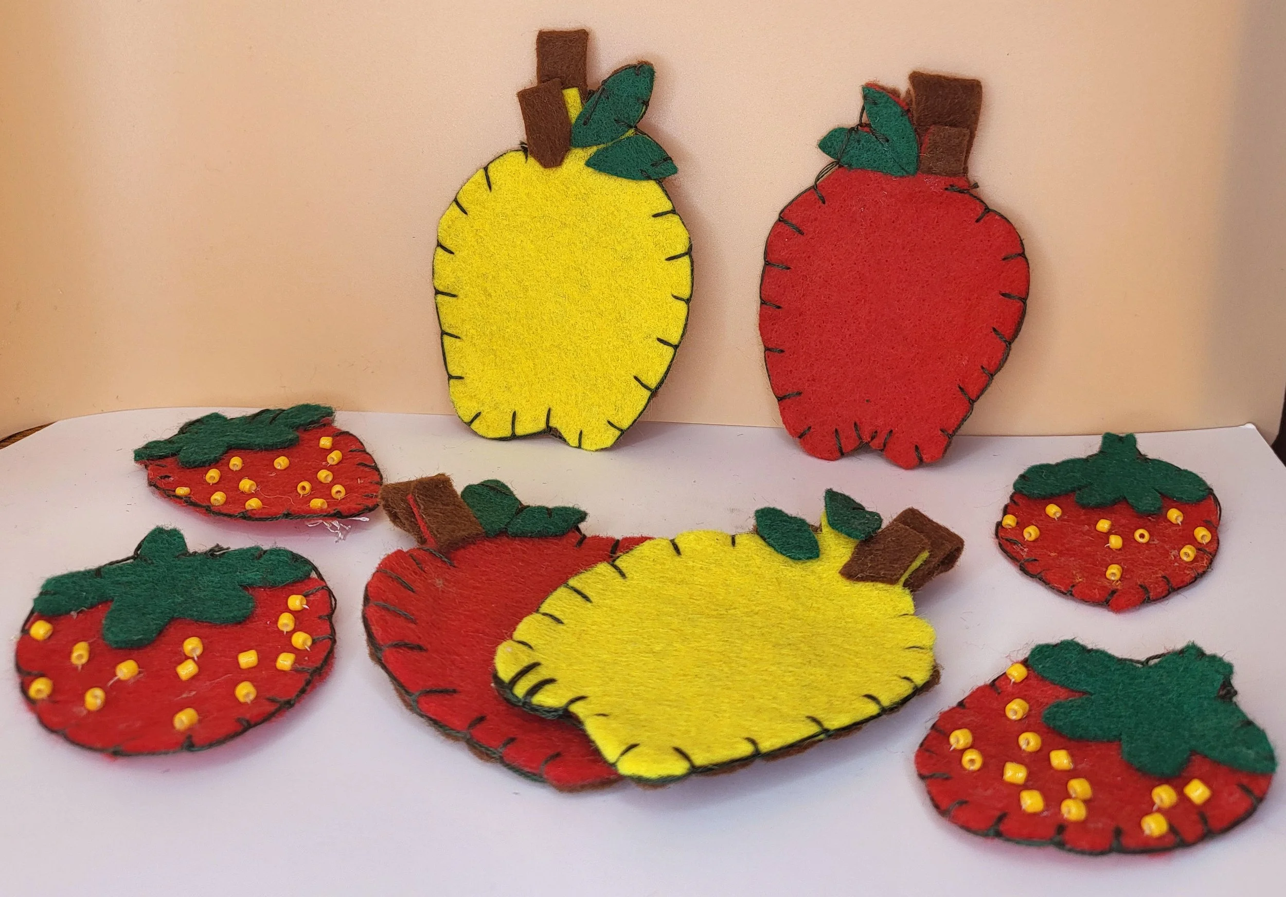 Felt Keychain Fruits.jpg