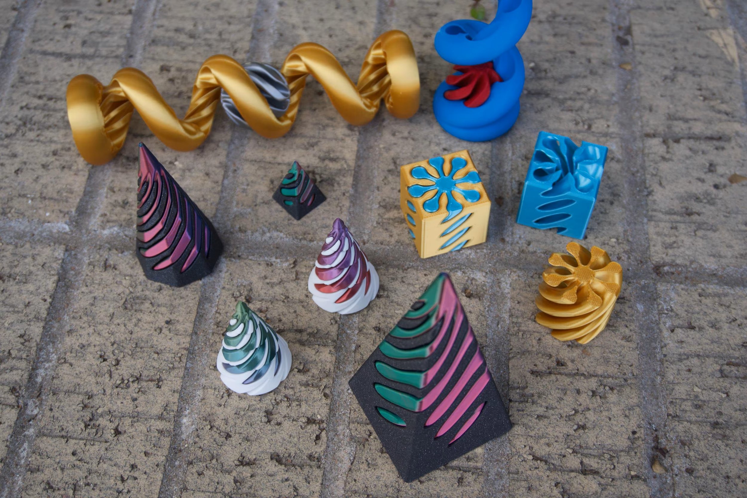 3D PRINTED - SPIRAL TWIST PUZZLE COLLECTION